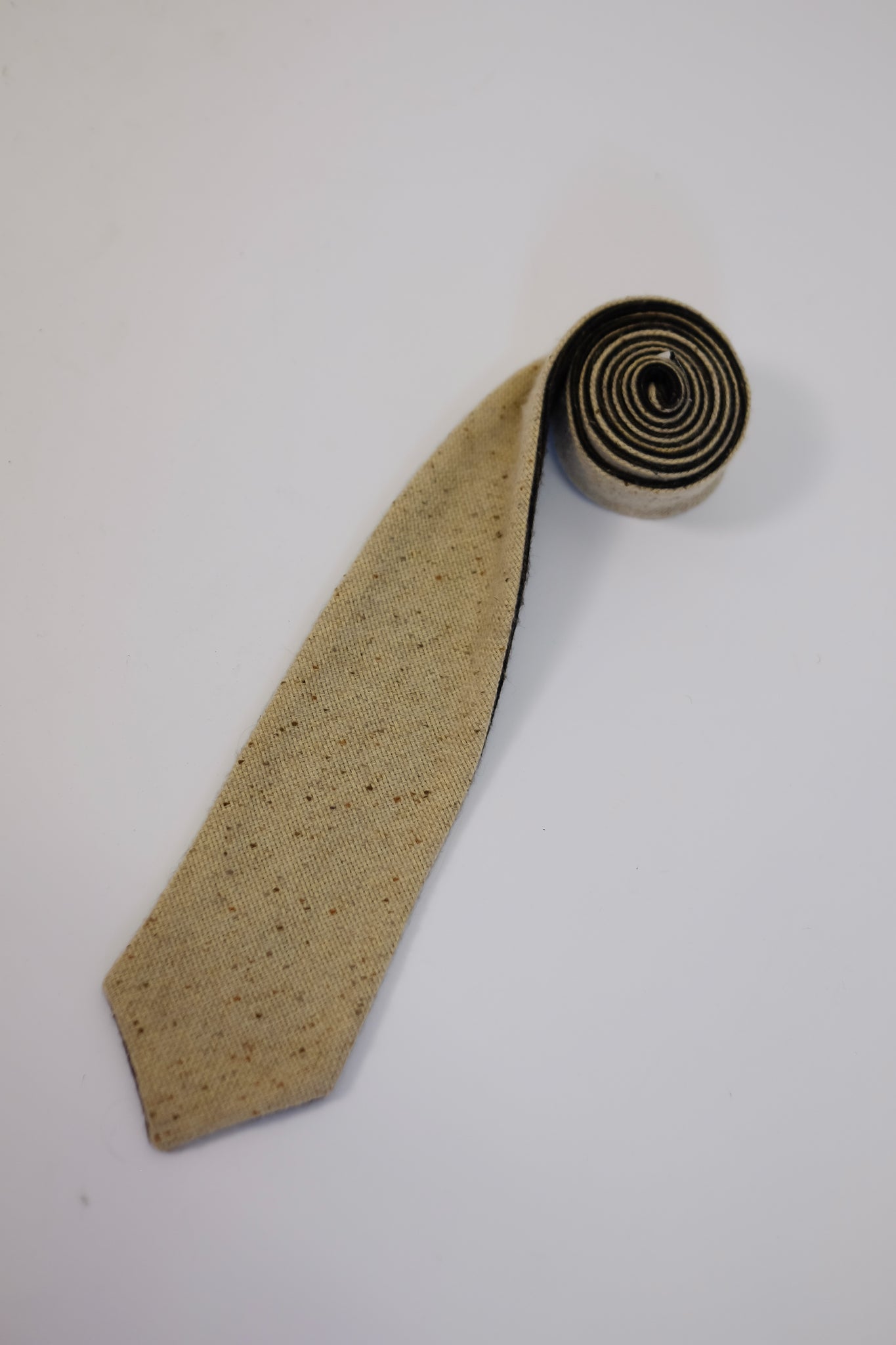 DOUBLE FACED CASHMERE TIE