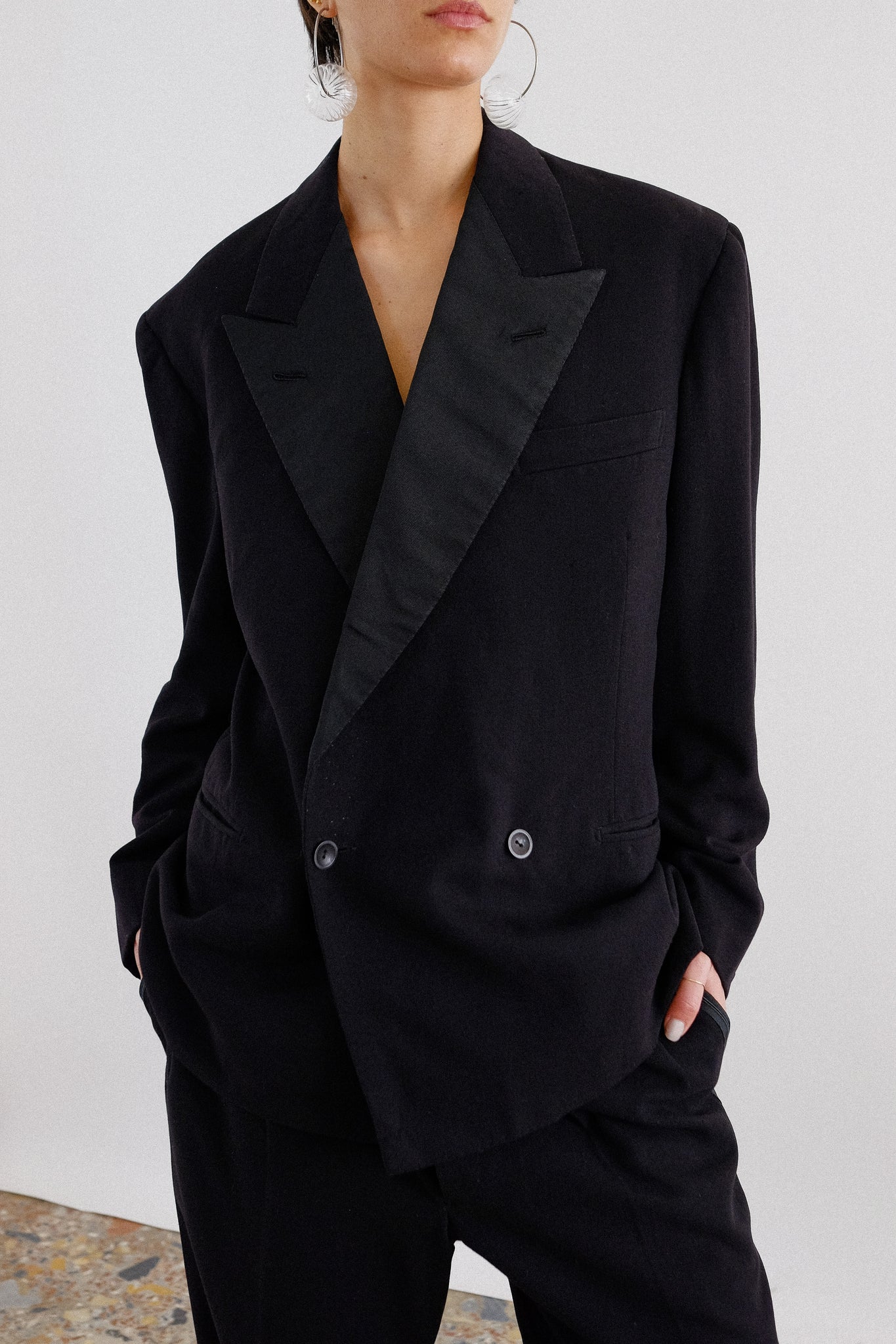 1940S ROMAN ATELIER VINTAGE WOOL TUXEDO SUIT IN BLACK