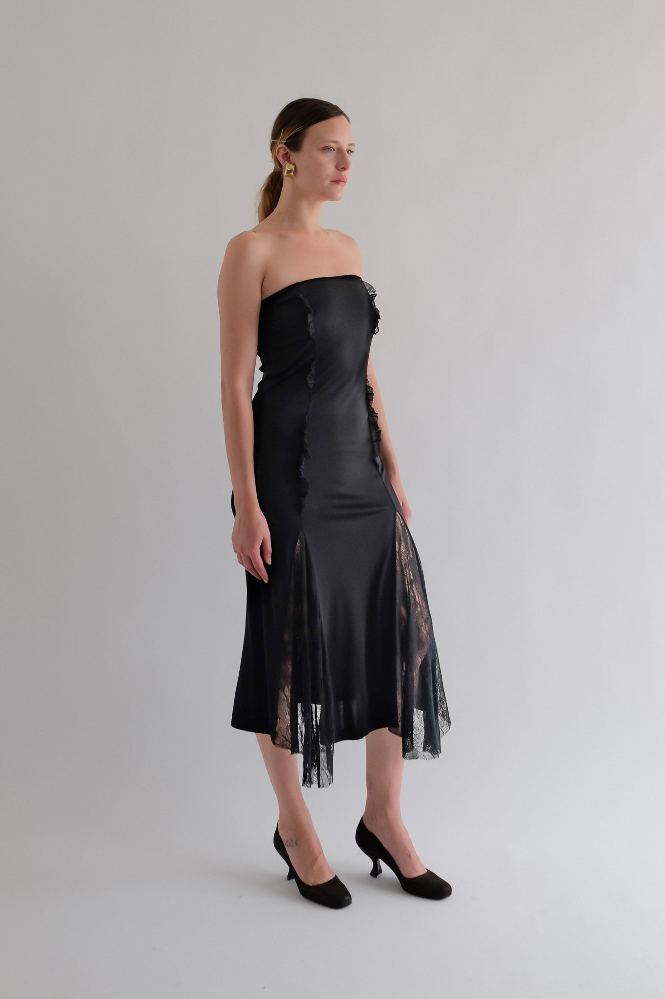 PATRIZIA PEPE STRAPLESS LIQUID DRESS WITH LACE VOLANTS