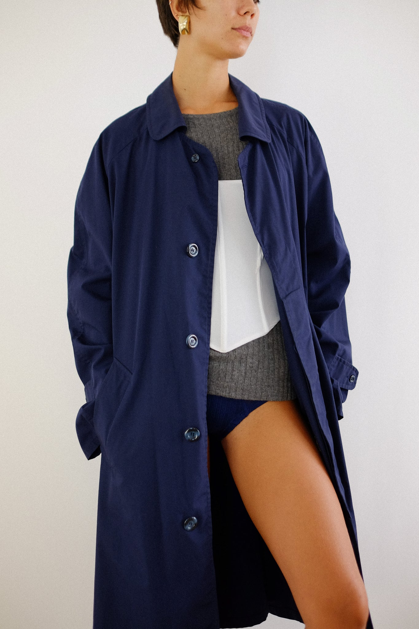 FENDI TRENCH COAT IN NAVY BLUE