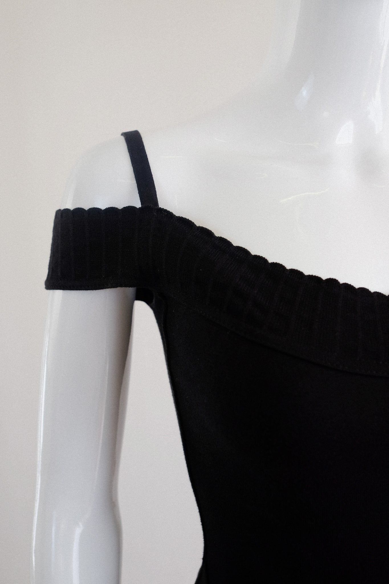 RARE DOCUMENTED 1992 AZZEDINE ALAIA DRESS