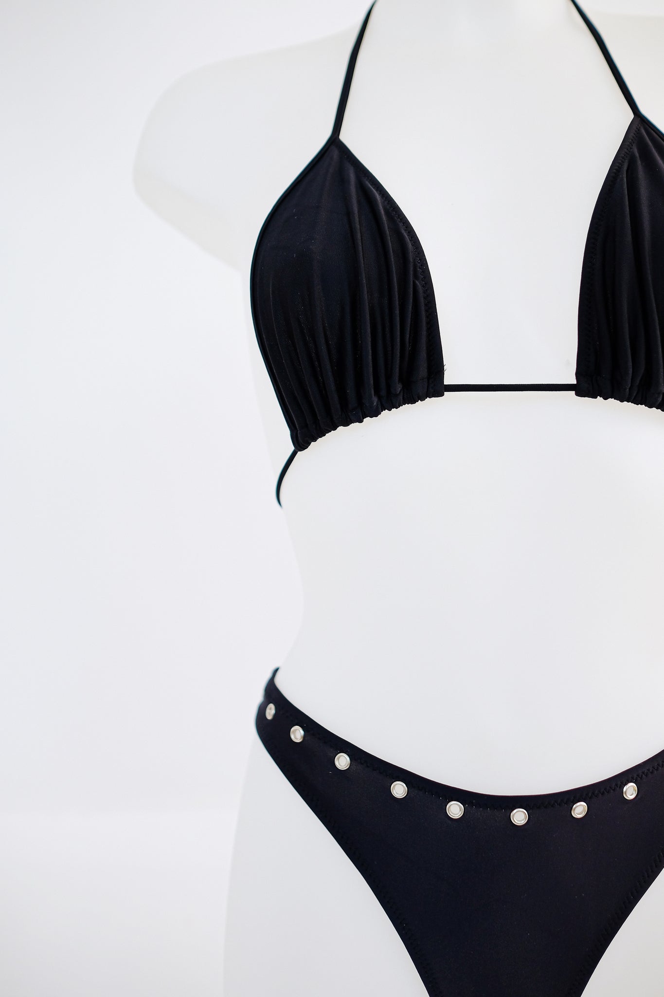 SEVENSIX KINI IN BLACK