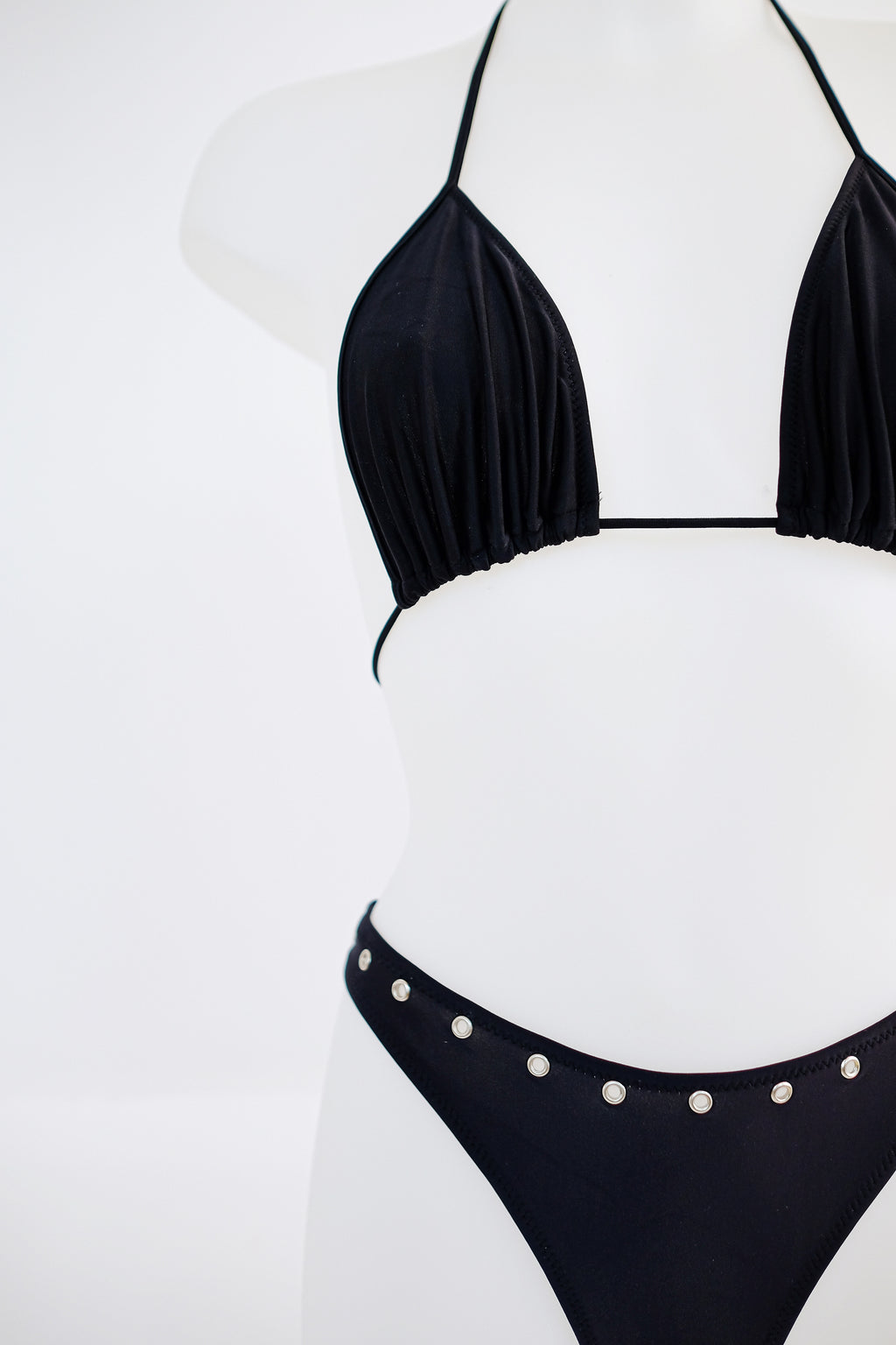SEVENSIX KINI IN BLACK