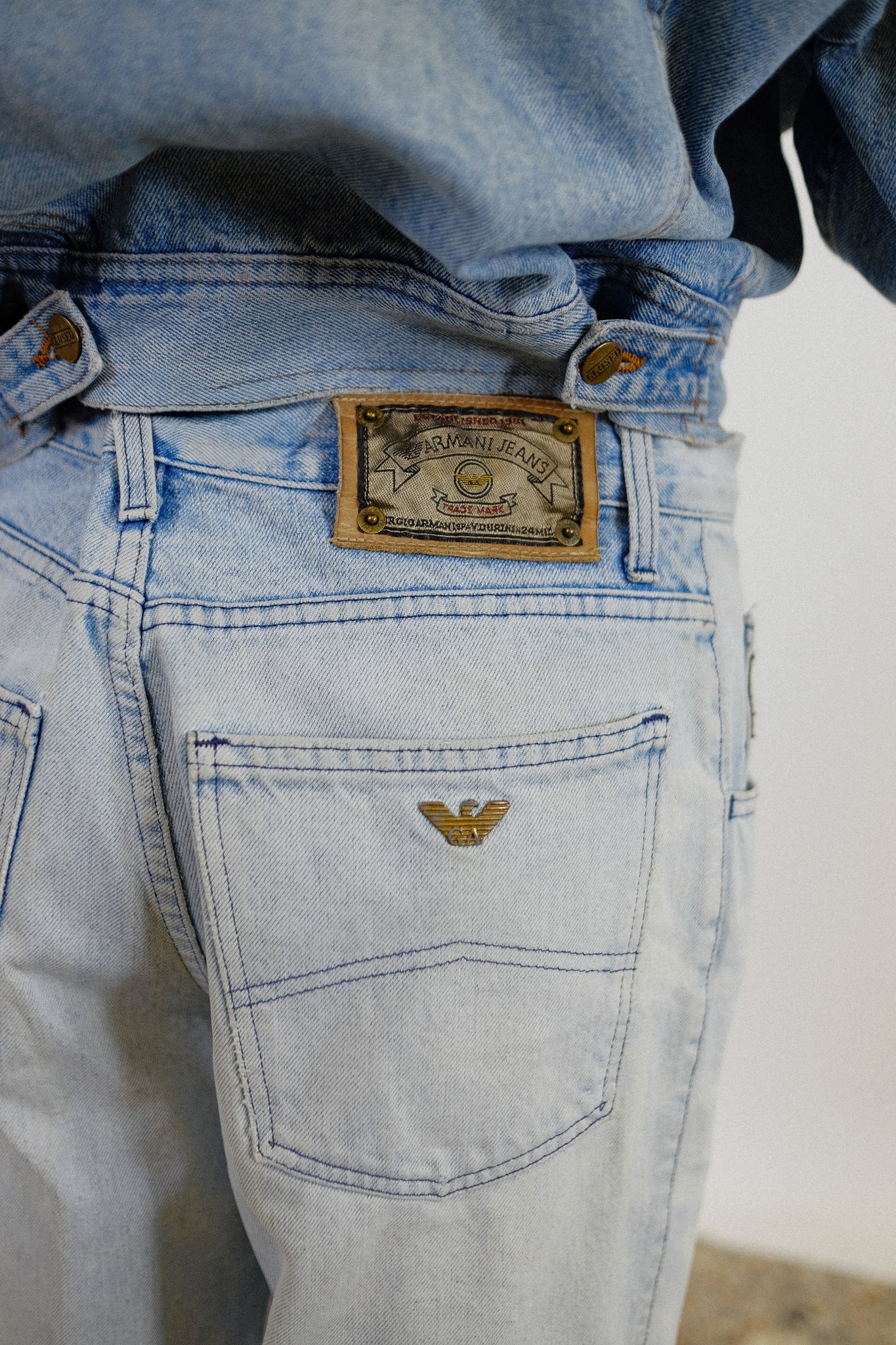 ARMANI JEANS IN LIGHT WASH COTTON