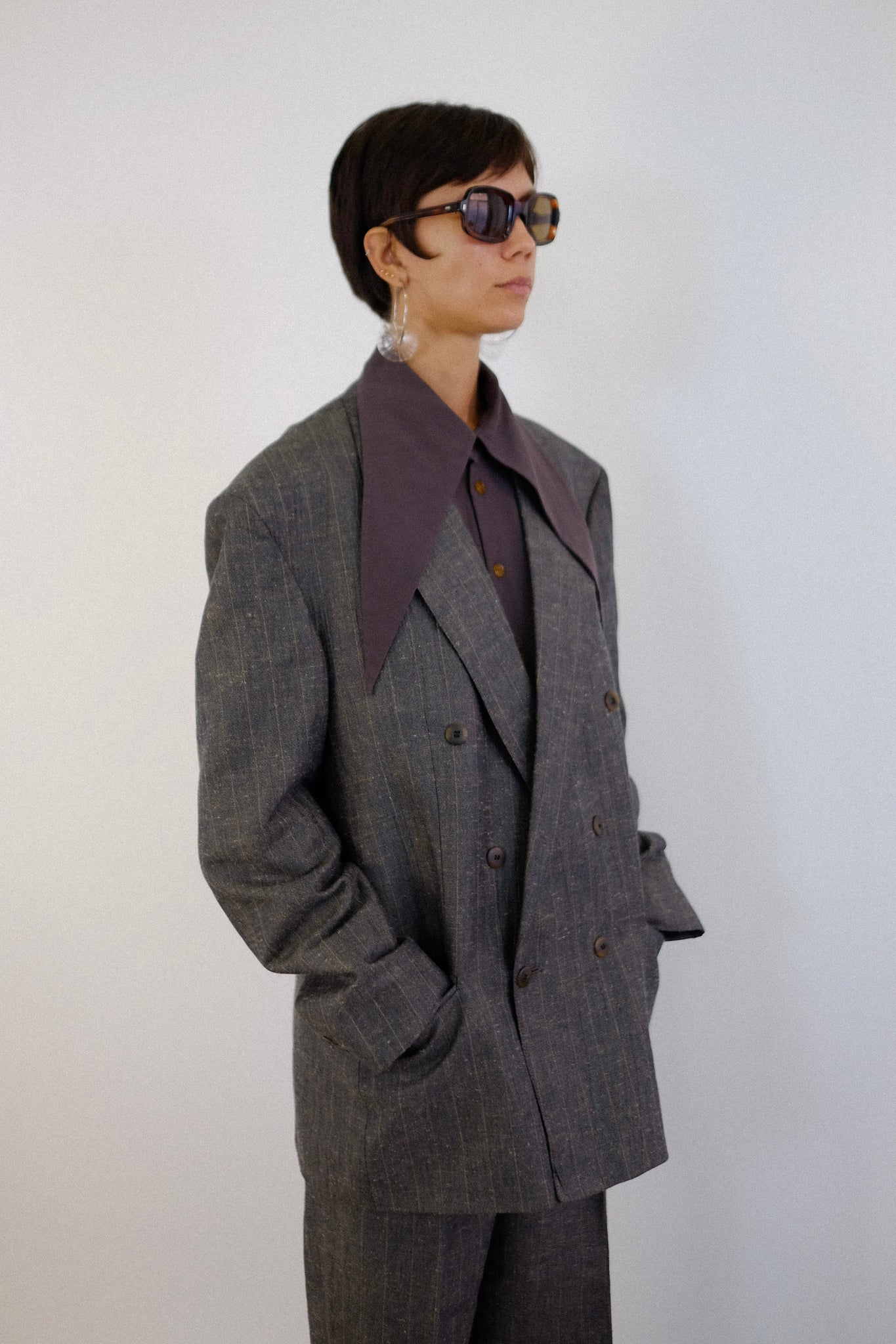 DEL RO SILK TAILORED MENSWEAR SUIT IN GREY