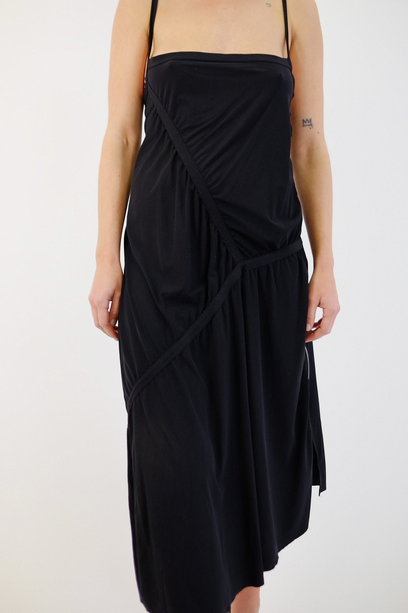 MARITHÉ FRANÇOIS GIRBAUD LOW CUT GATHERED ZIP DRESS