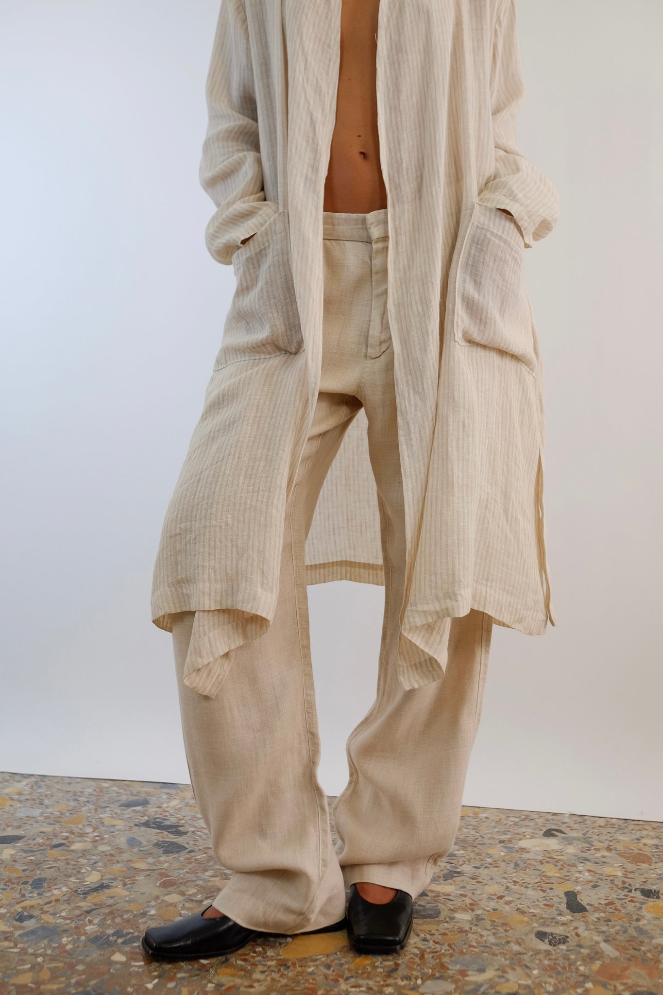 CP COMPANY RELAXED PANTS IN ECRU LINEN