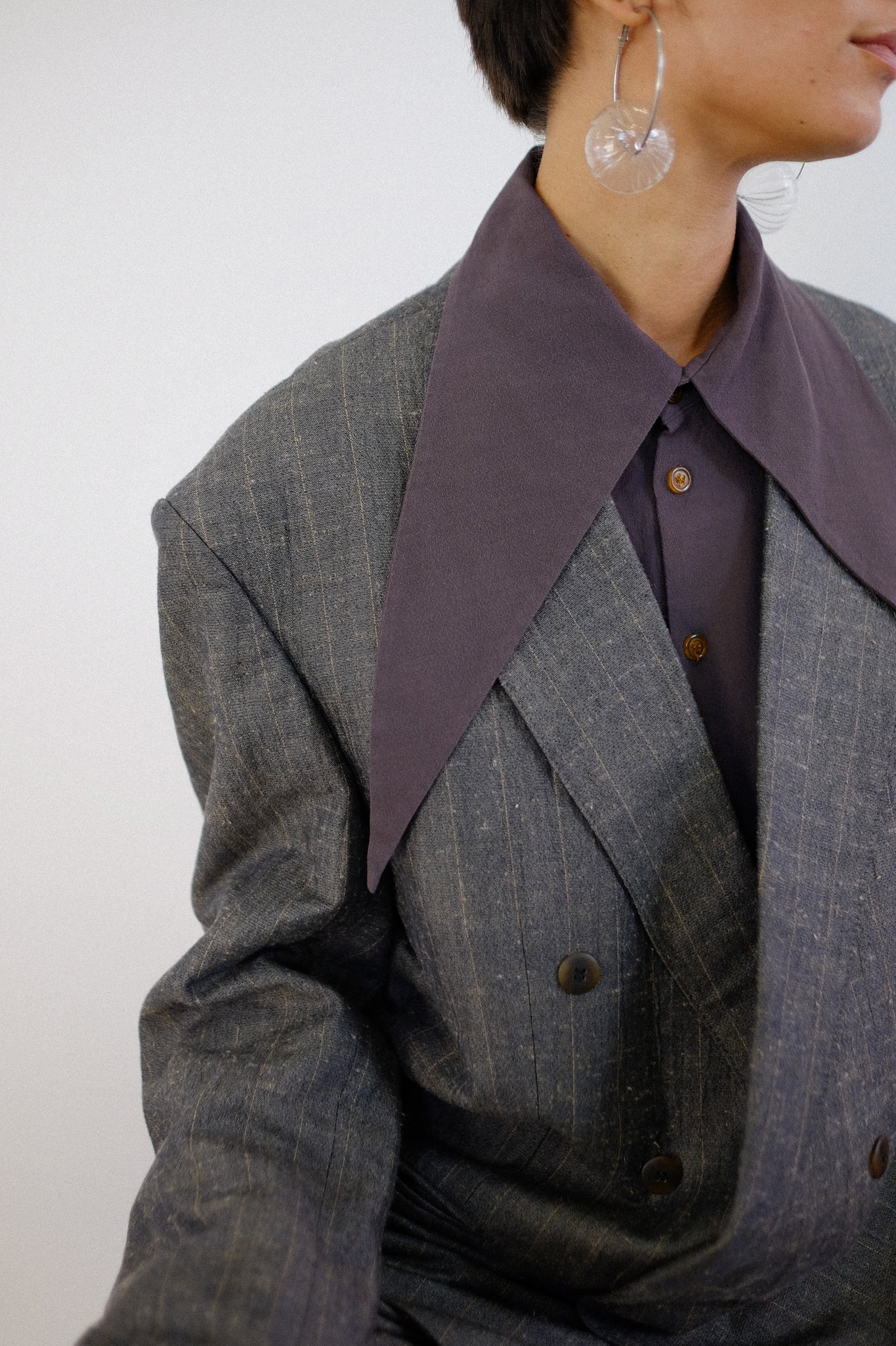 DEL RO SILK TAILORED MENSWEAR SUIT IN GREY