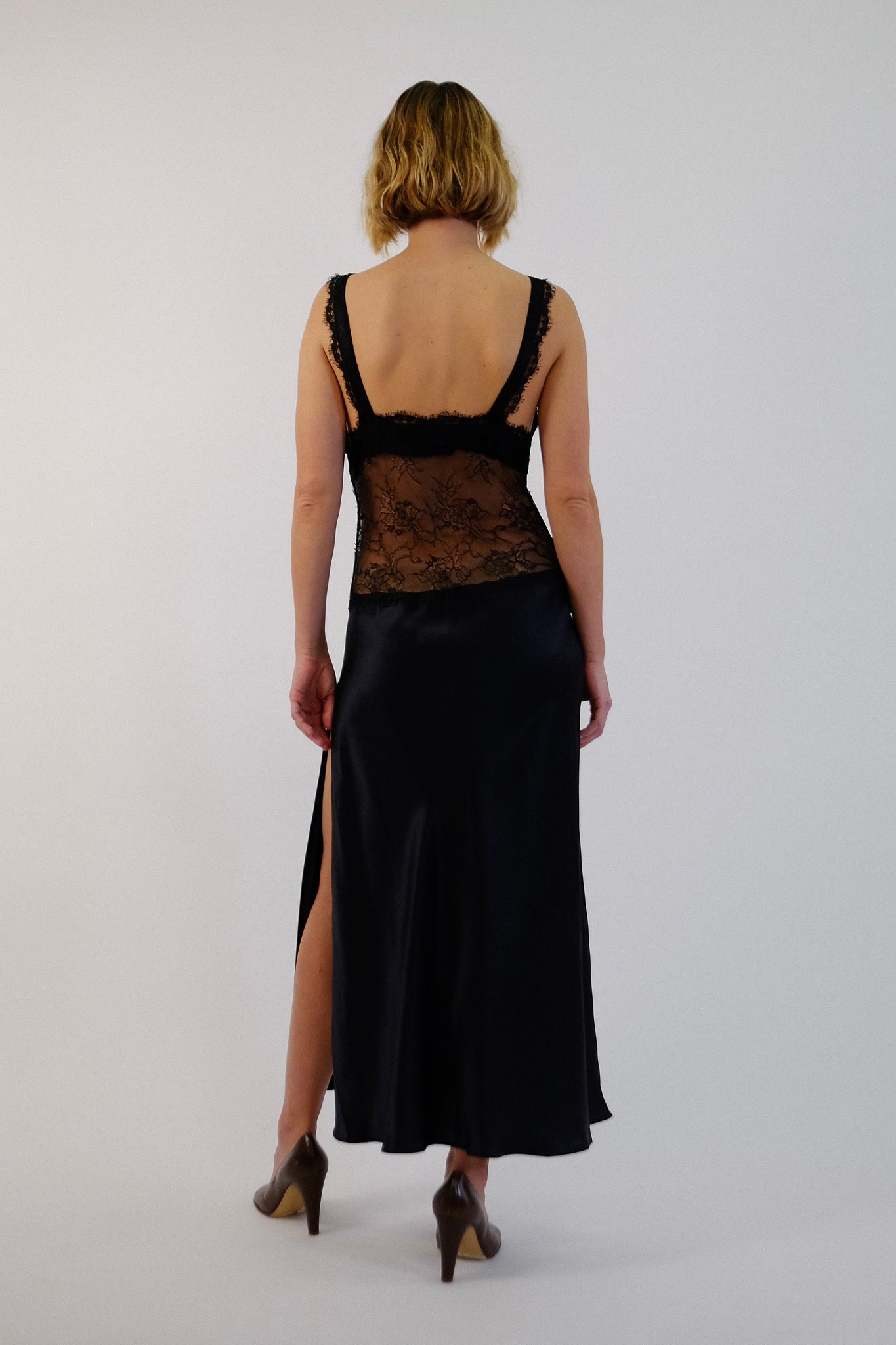ITALIAN SILK & LACE CUTAWAY DRESS
