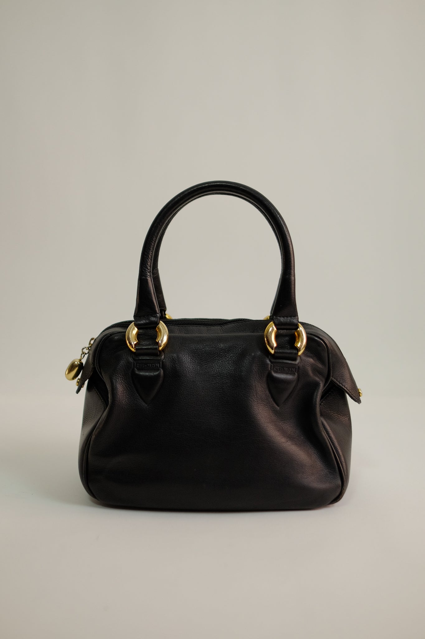 ITALIAN LEATHER BOWLING BAG IN BLACK