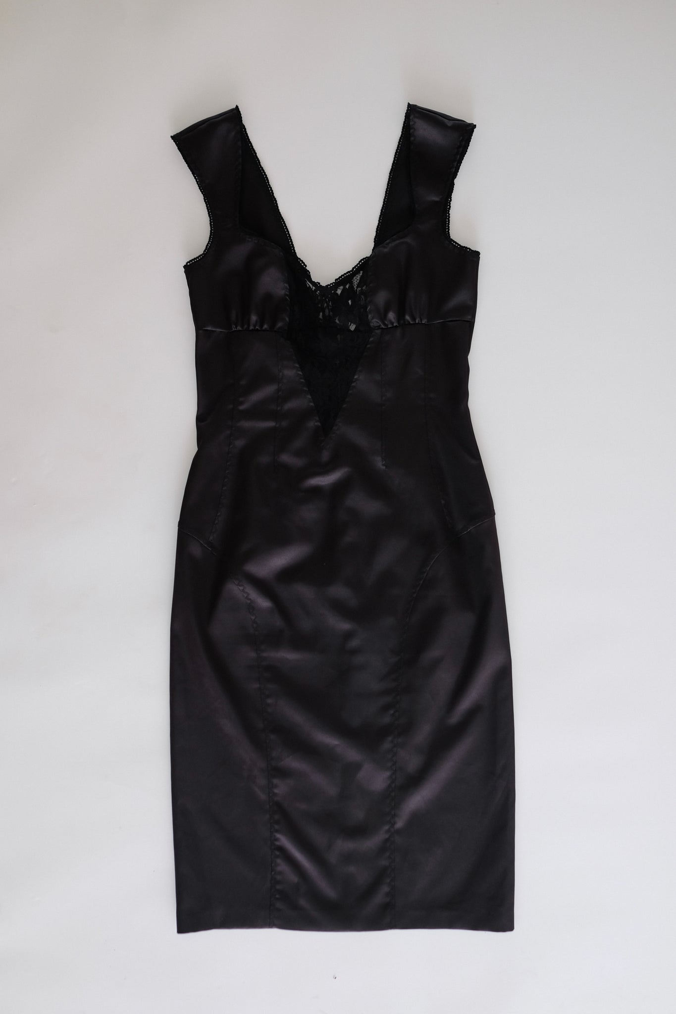 DOLCE & GABBANA MIDI LACE DRESS IN BLACK