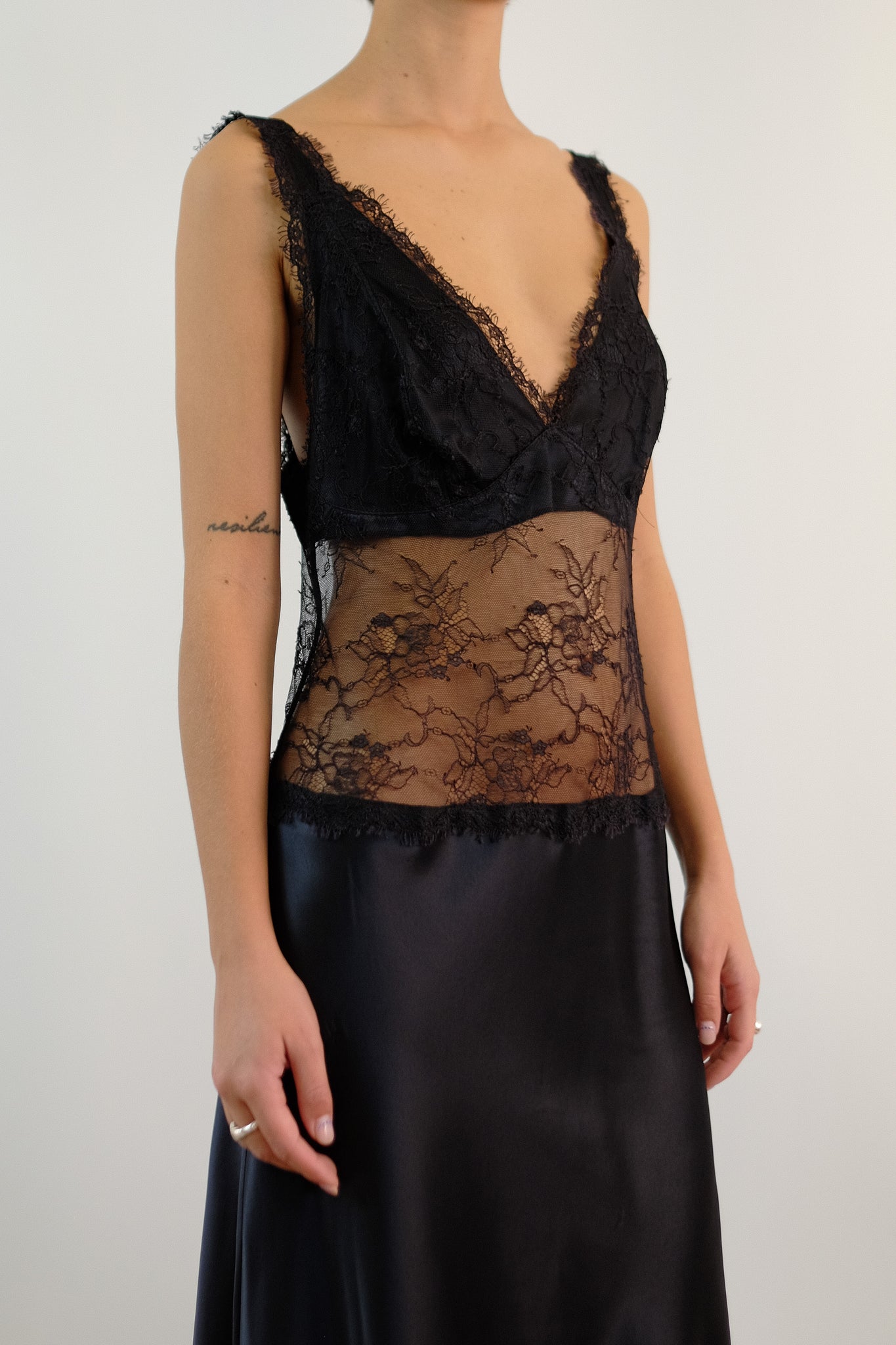 ITALIAN SILK & LACE CUTAWAY DRESS