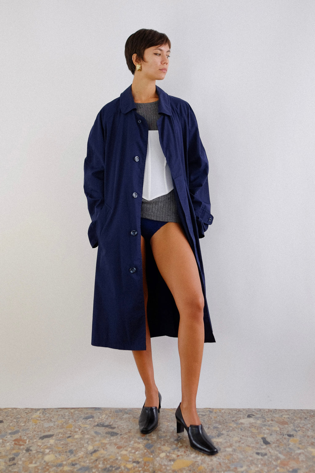 FENDI TRENCH COAT IN NAVY BLUE