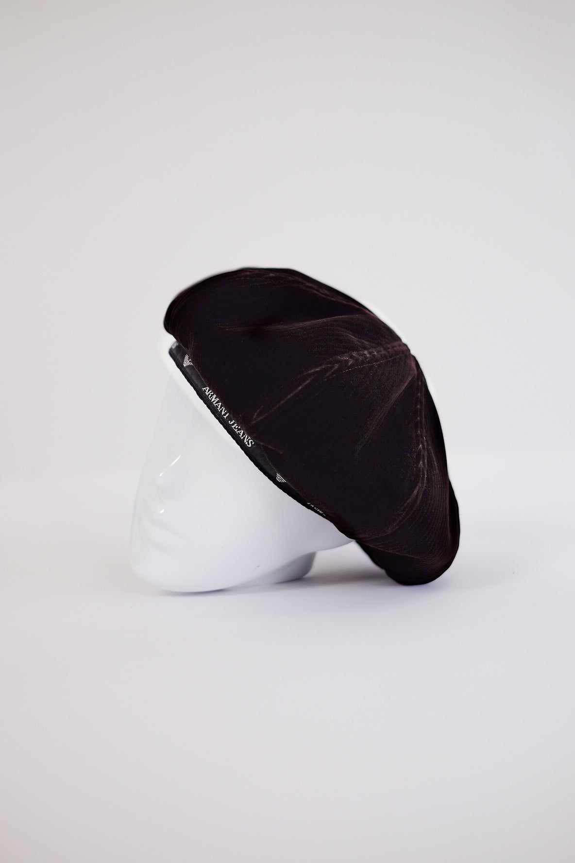 ARMANI VELVET CORD BERET