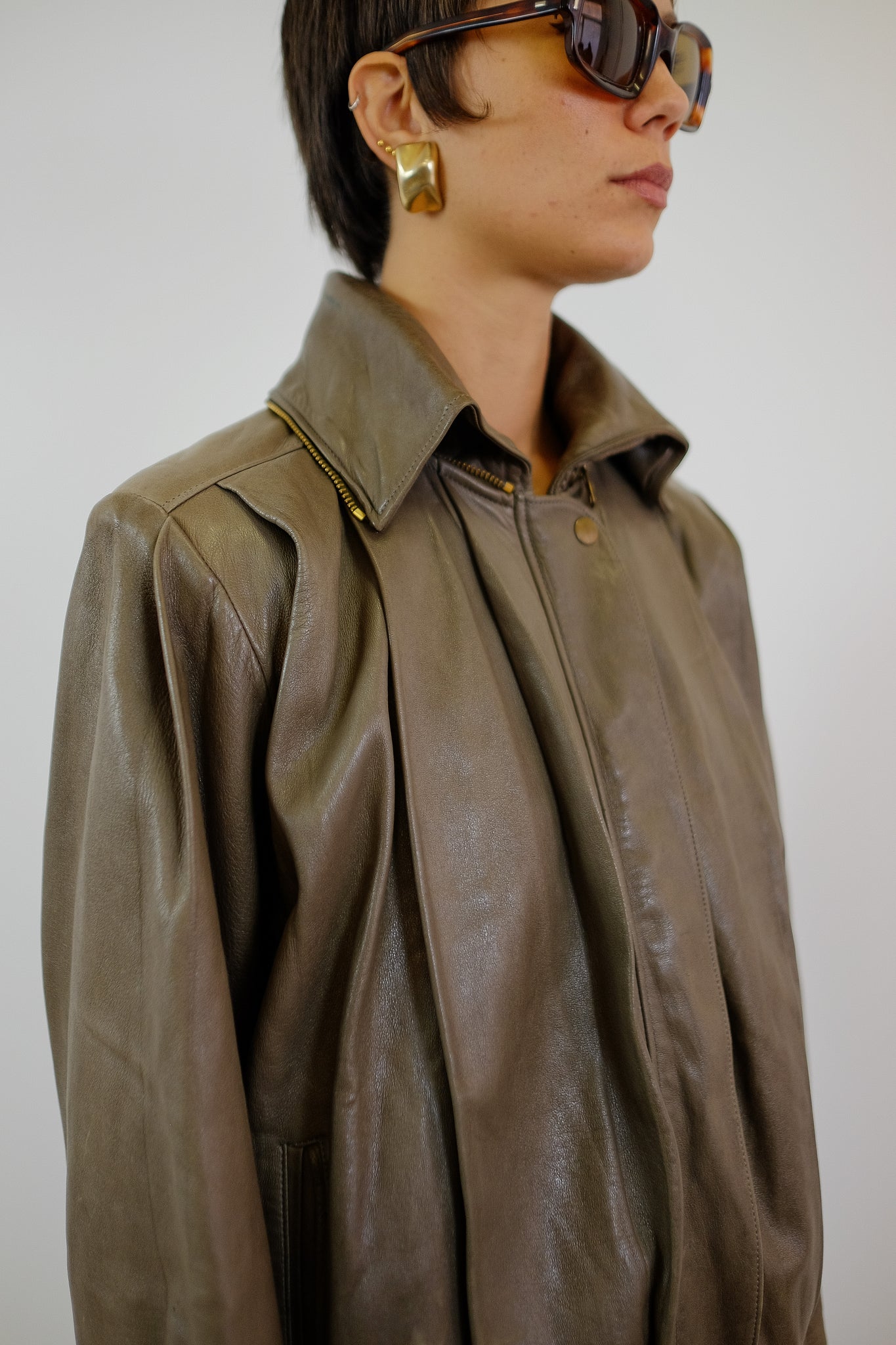 MICHEL LIPSIC LEATHER JACKET IN OLIVE GREEN