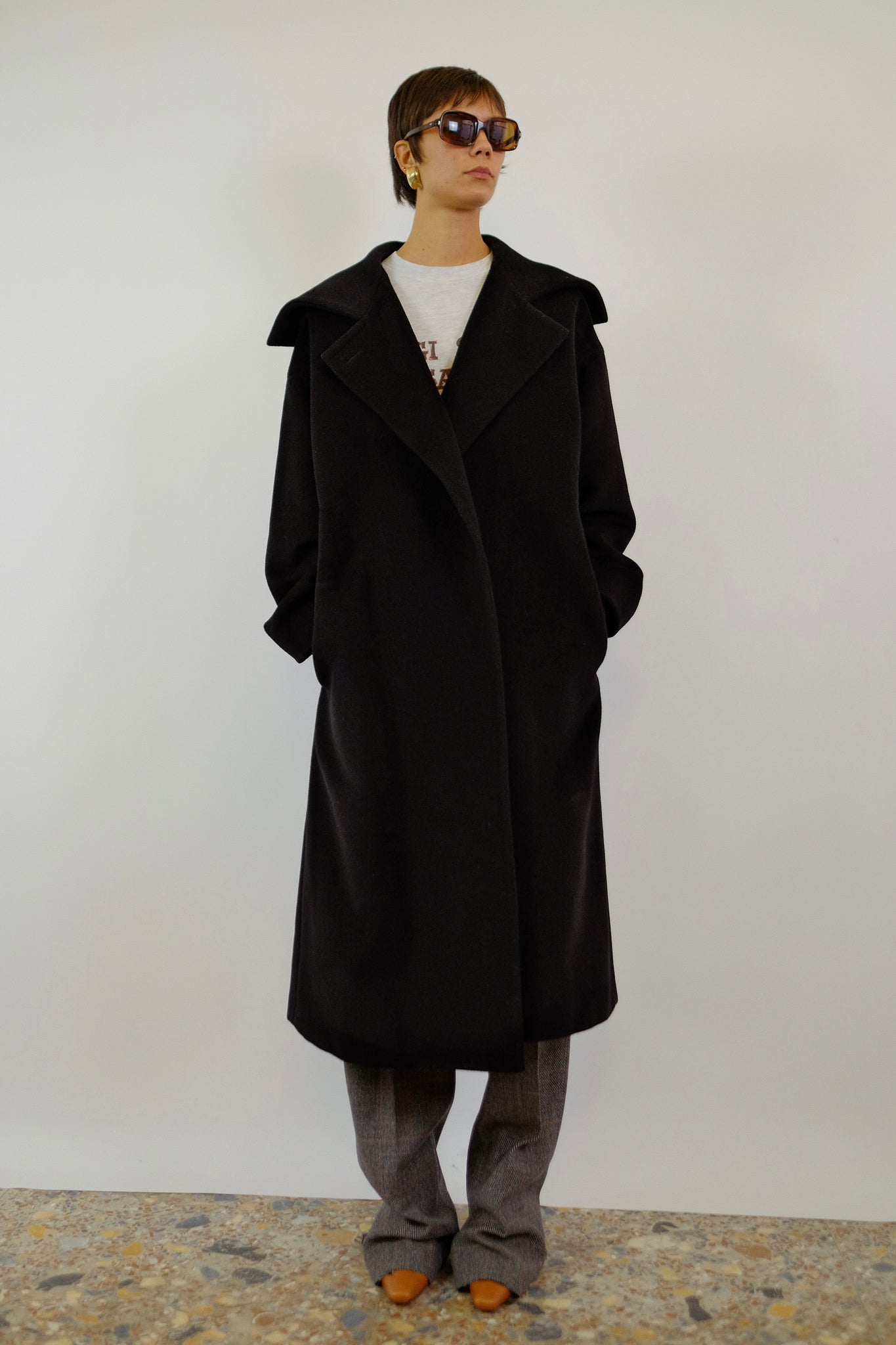 MAXMARA VIRGIN WOOL & CASHMERE COAT IN BLACK