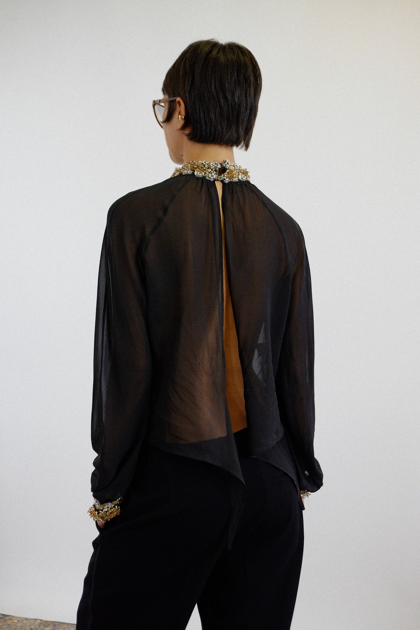 CARINI HAND EMBROIDERED SILK CHIFFON TIE BLOUSE IN BLACK
