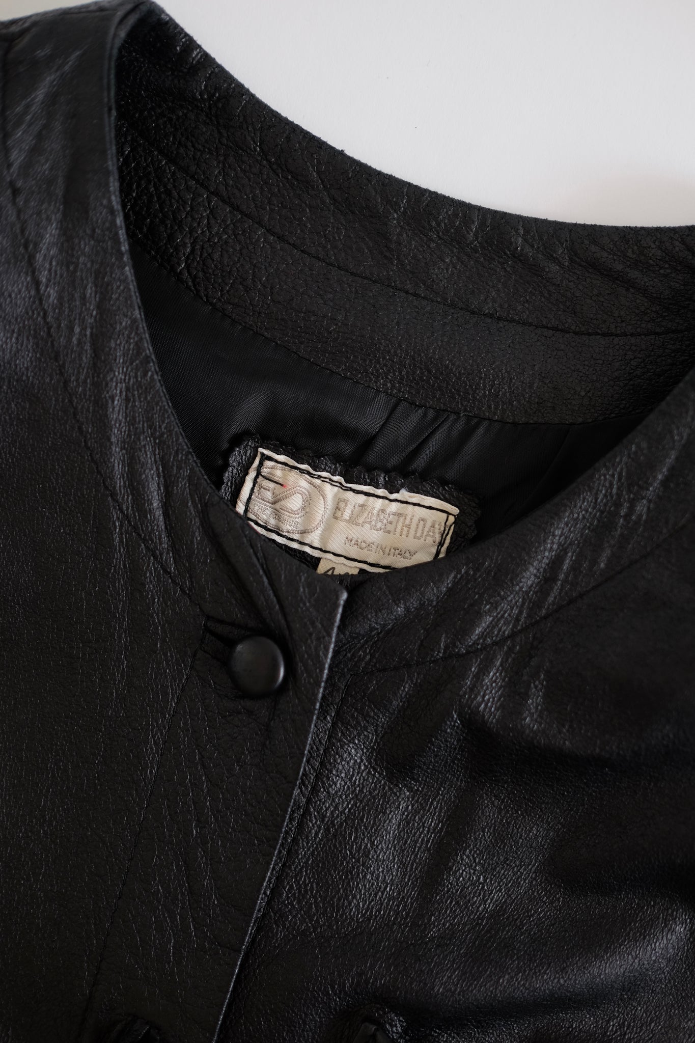 ELIZABETH DAY SINCH TAIL JACKET IN BLACK LEATHER