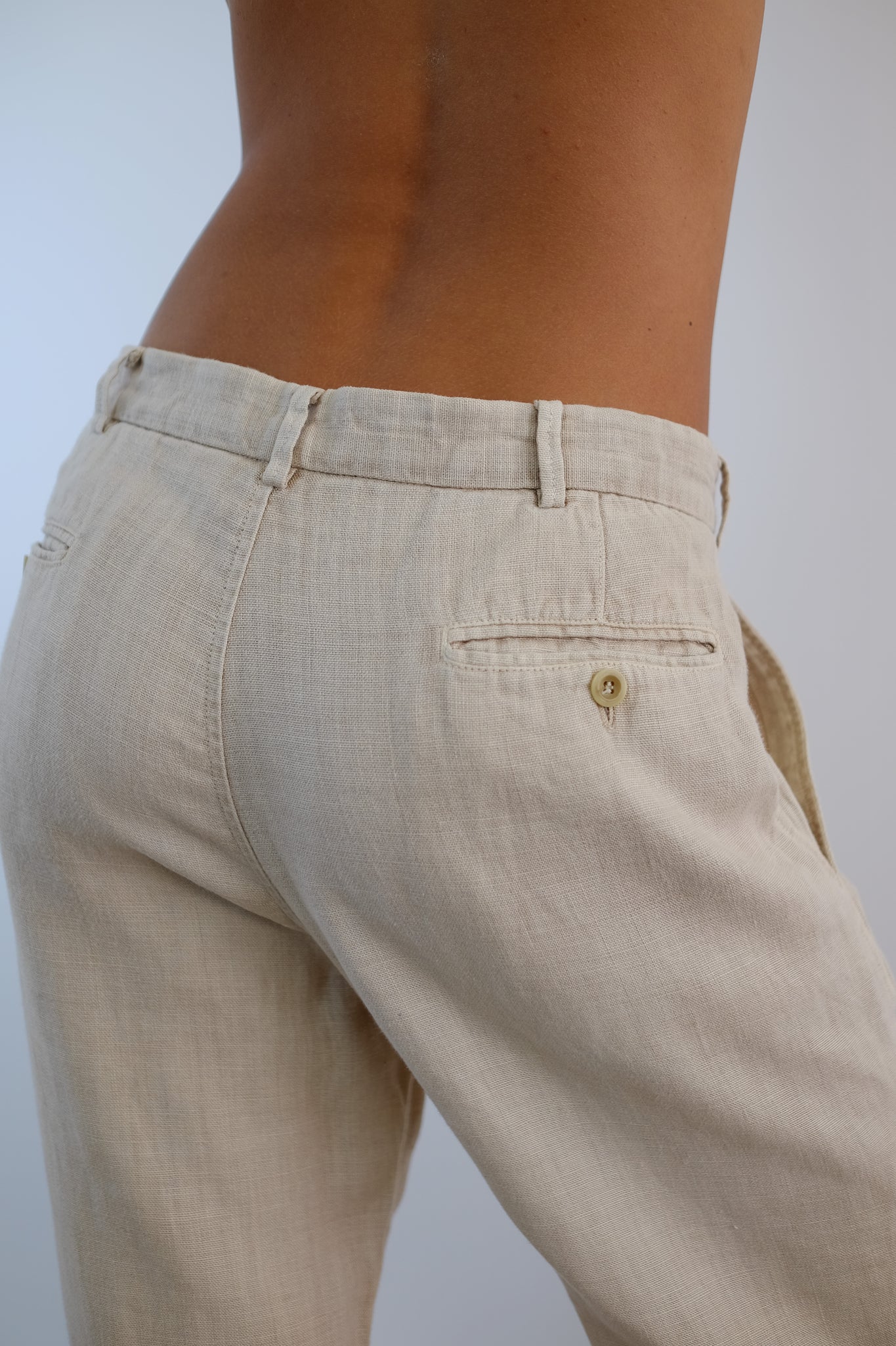 CP COMPANY RELAXED PANTS IN ECRU LINEN