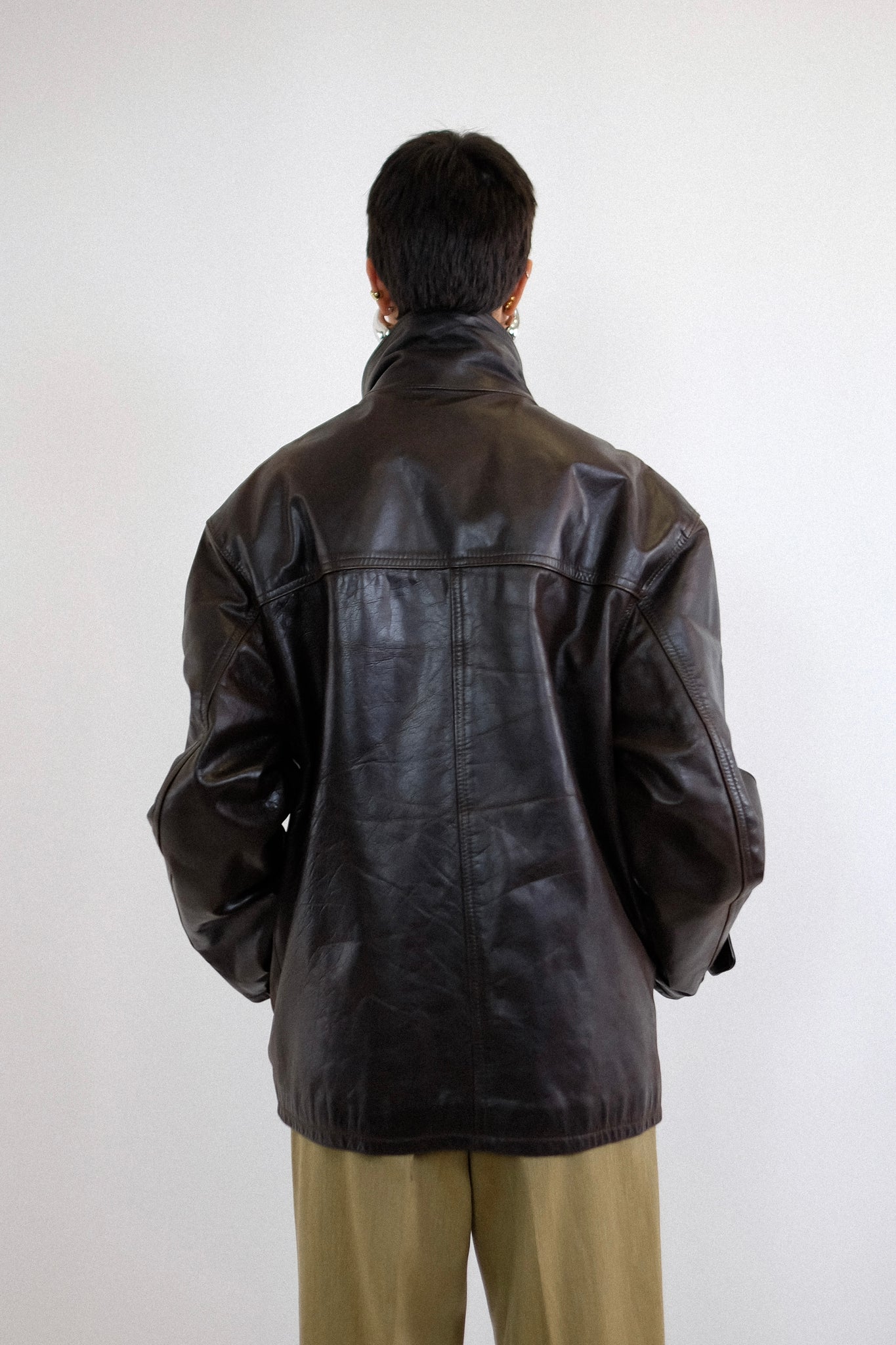 CLIP LEATHER JACKET IN BROWN