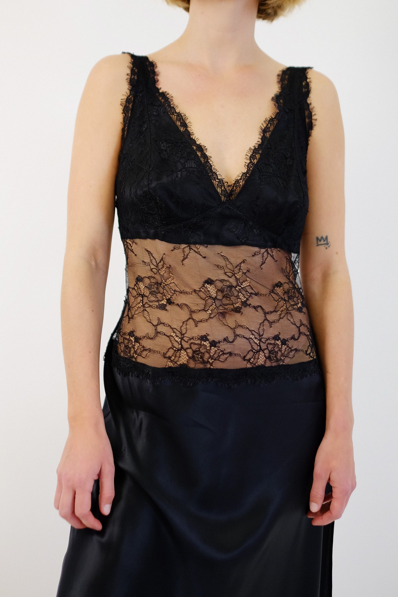ITALIAN SILK & LACE CUTAWAY DRESS