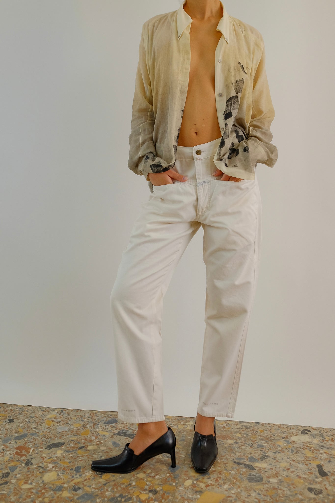 CLOSED BY MARITHÉ FRANCOIS ET GIRBAUD JEANS IN WHITE