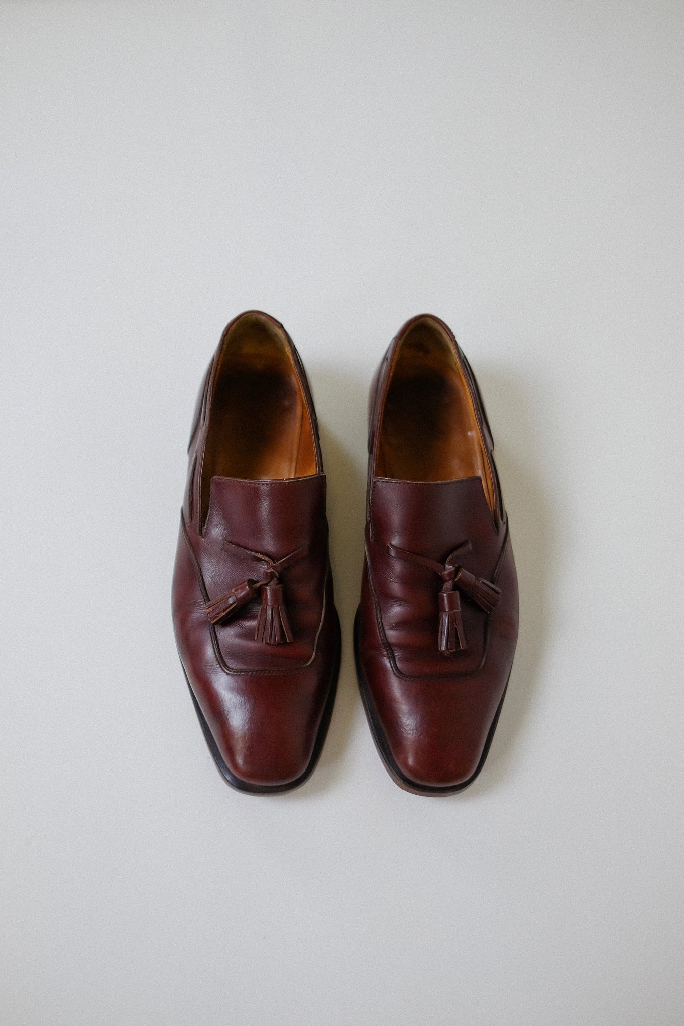 HERMES LEATHER LOAFERS IN CLASSIC BROWN