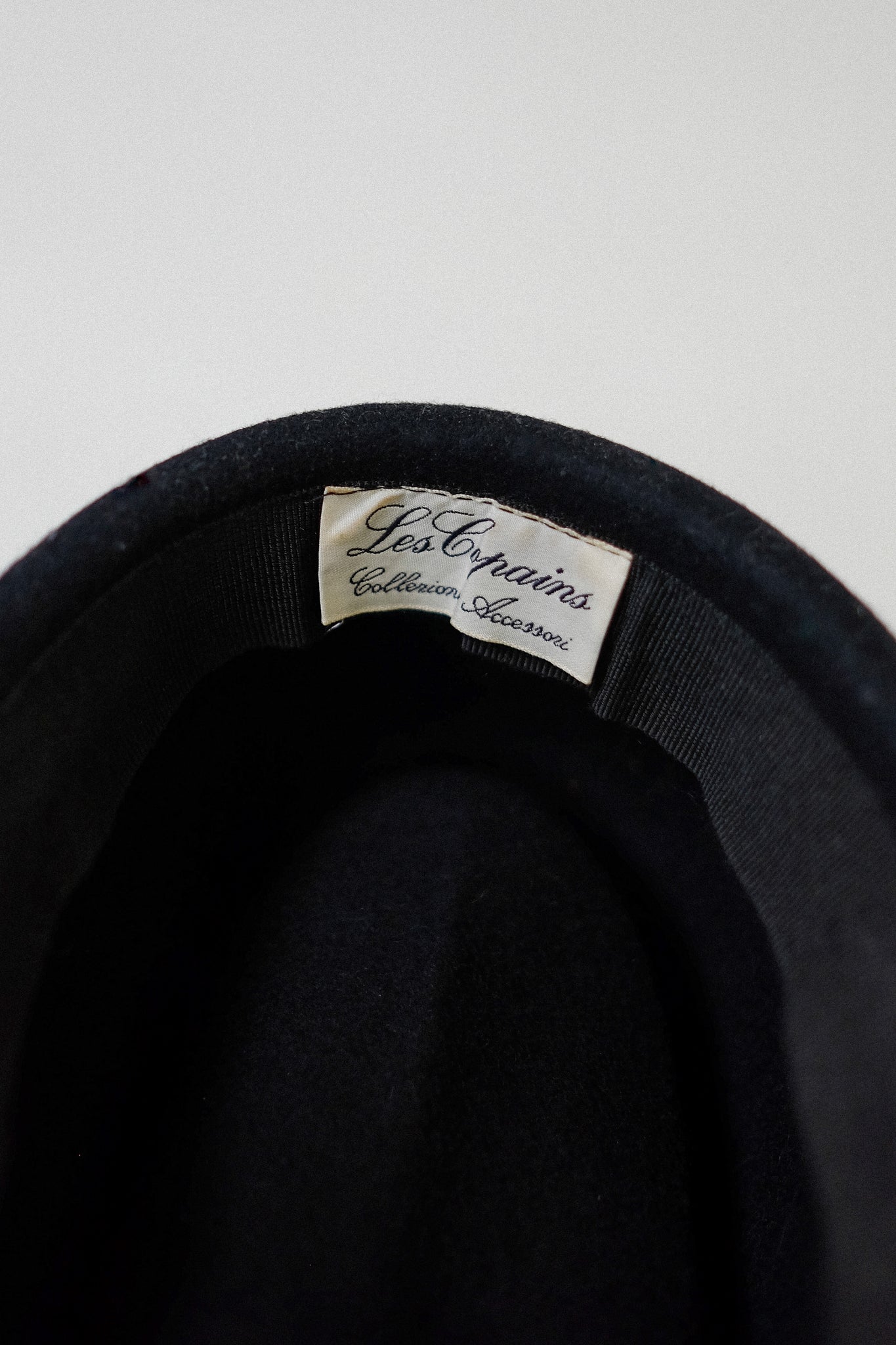 LES COPAINS WOOL HAT IN BLACK FELT
