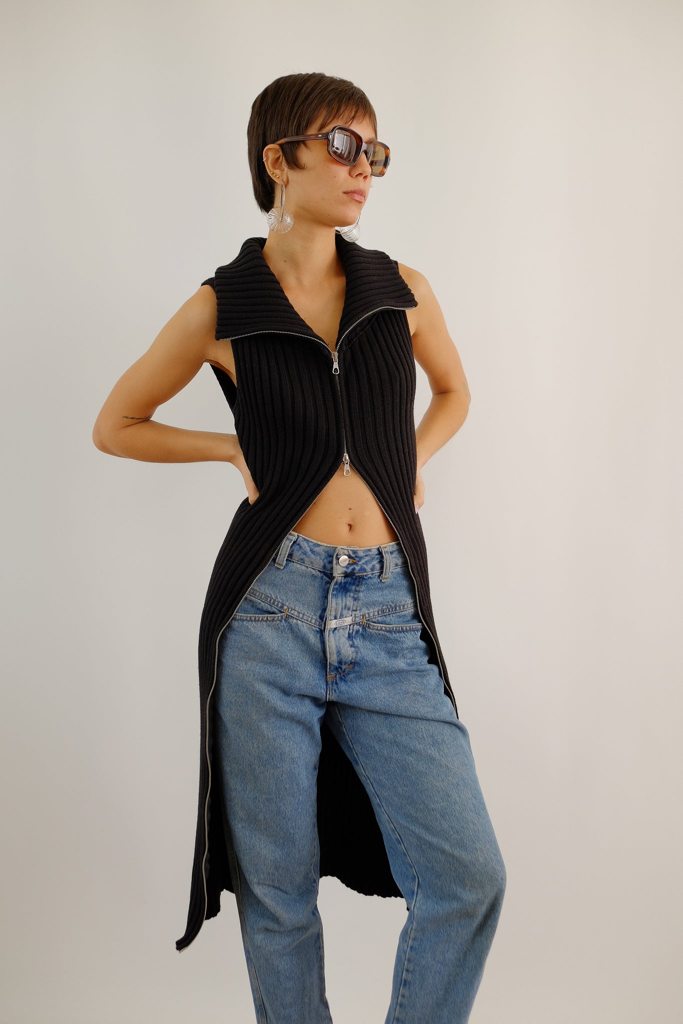 SISLEY LONG DOUBLE ZIP KNIT IN BLACK