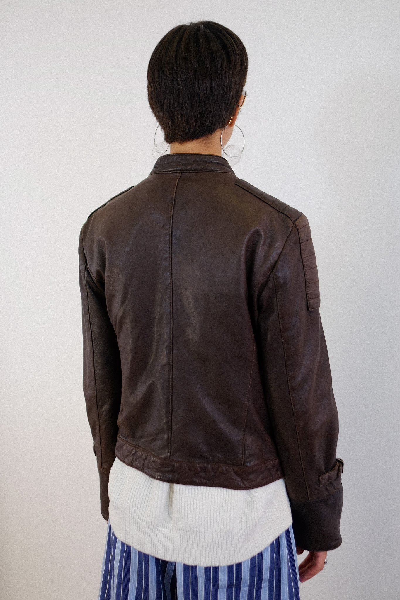 CONBIPEL BUTTER SOFT LEATHER BOMBER JACKET IN CHOCOLATE BROWN