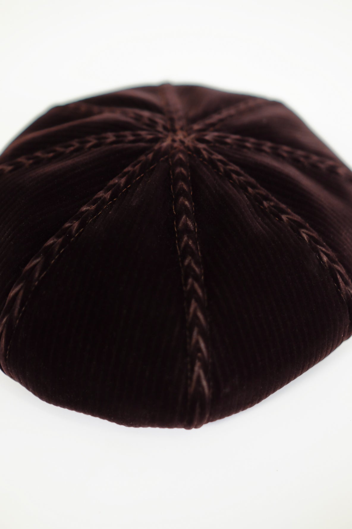 ARMANI VELVET CORD BERET