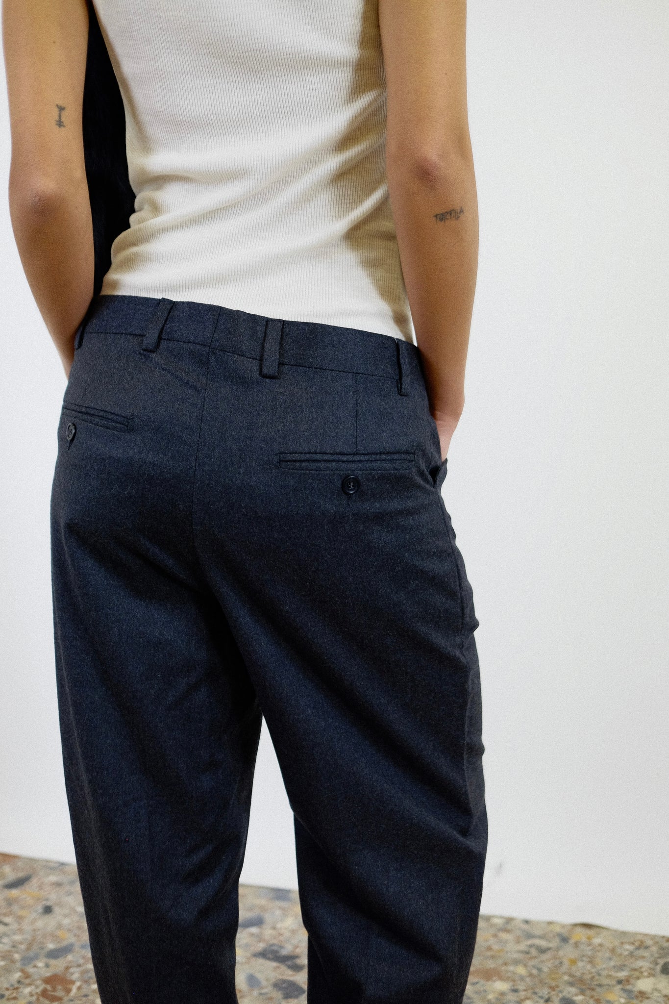 ITALIAN TAILORED DEADSTOCK MENSWEAR TROUSERS IN SLATE GREY