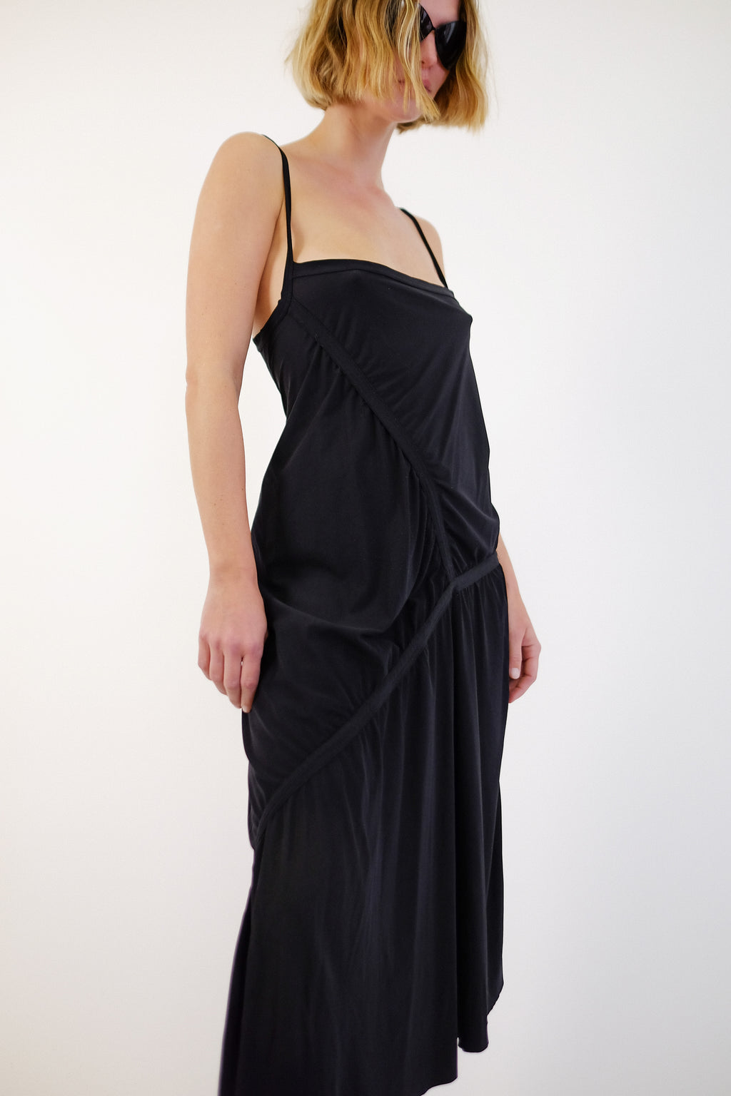 MARITHÉ FRANÇOIS GIRBAUD LOW CUT GATHERED ZIP DRESS