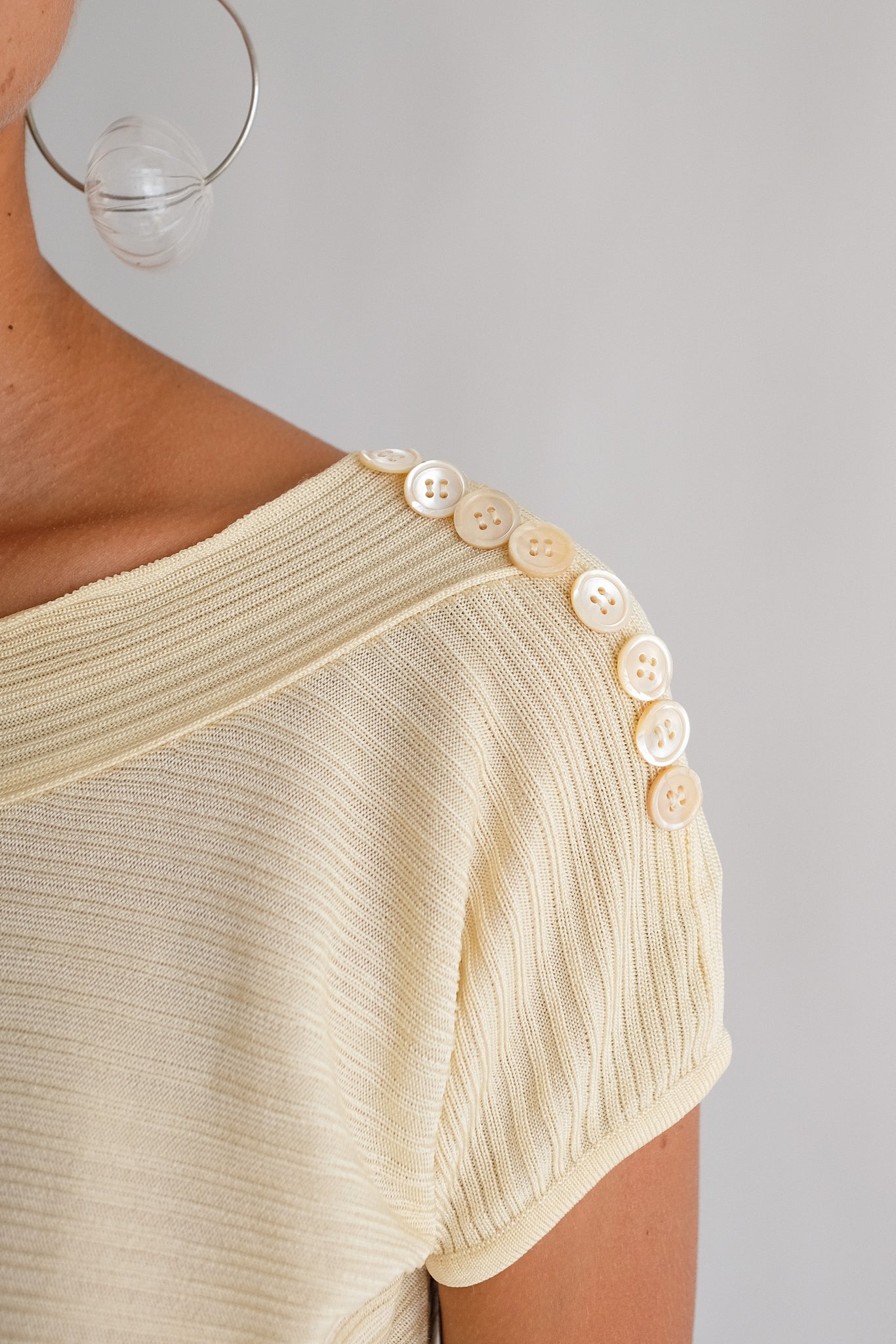 80S GIANFRANCO FERRÉ RIB TOP IN BUTTER YELLOW