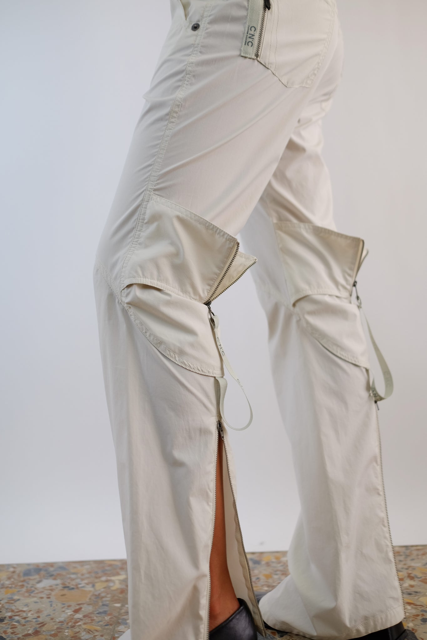 CNC NYLON ZIPPER PANTS