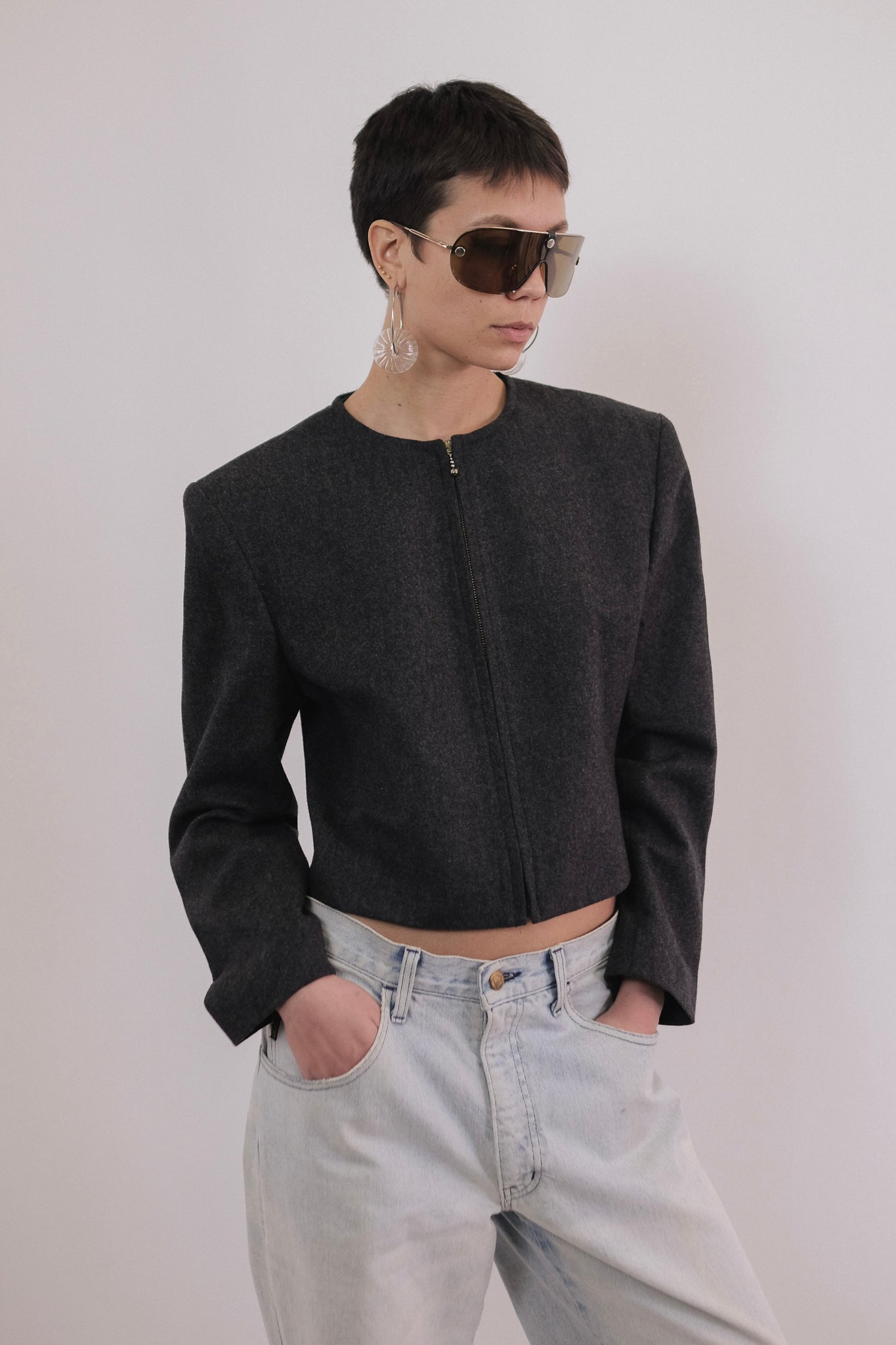 GIANFRANCO FERRÉ STUDIO LABEL CROP WOOL JACKET IN GREY