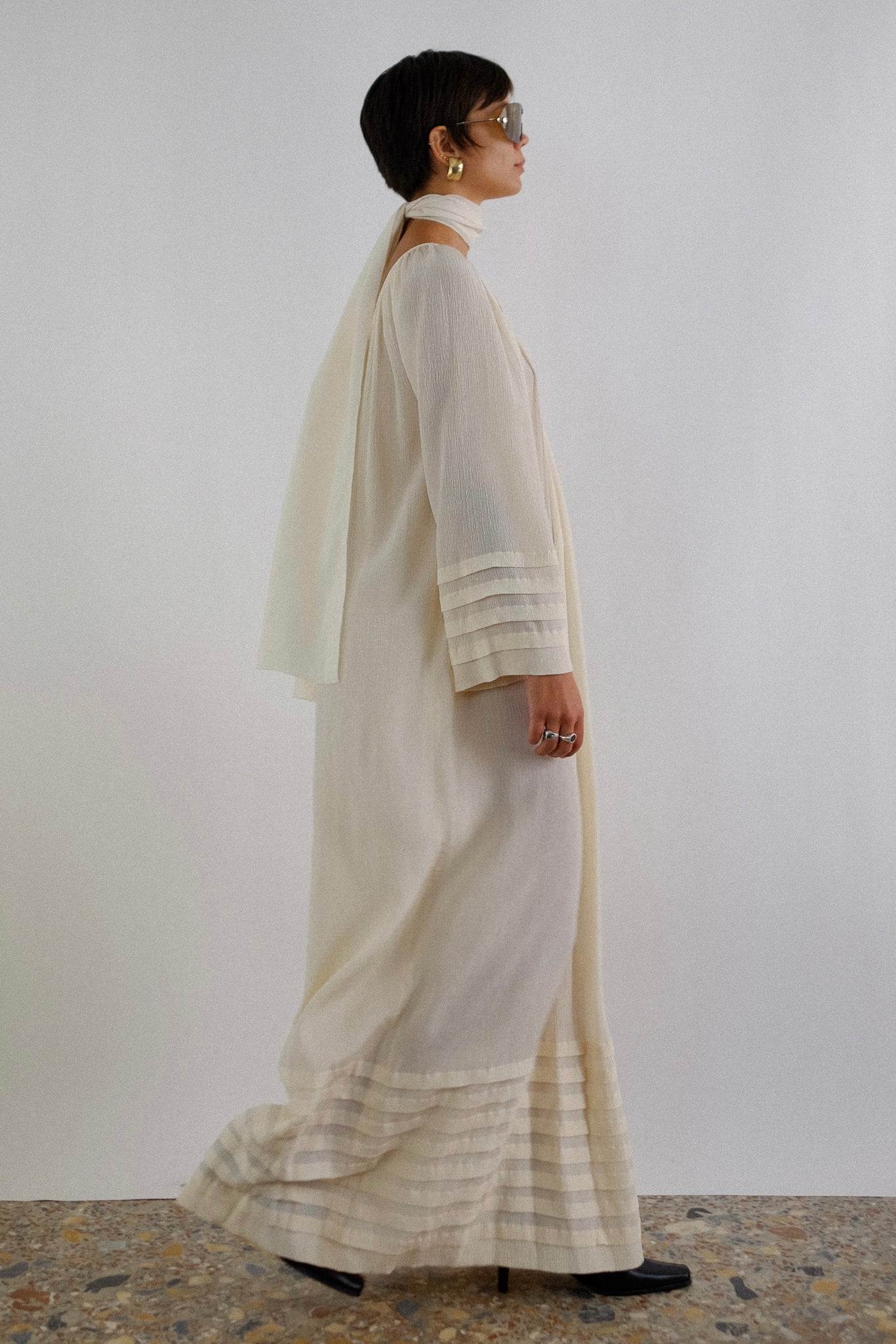 1970s VINTAGE SILK MAXI DRESS IN IVORY
