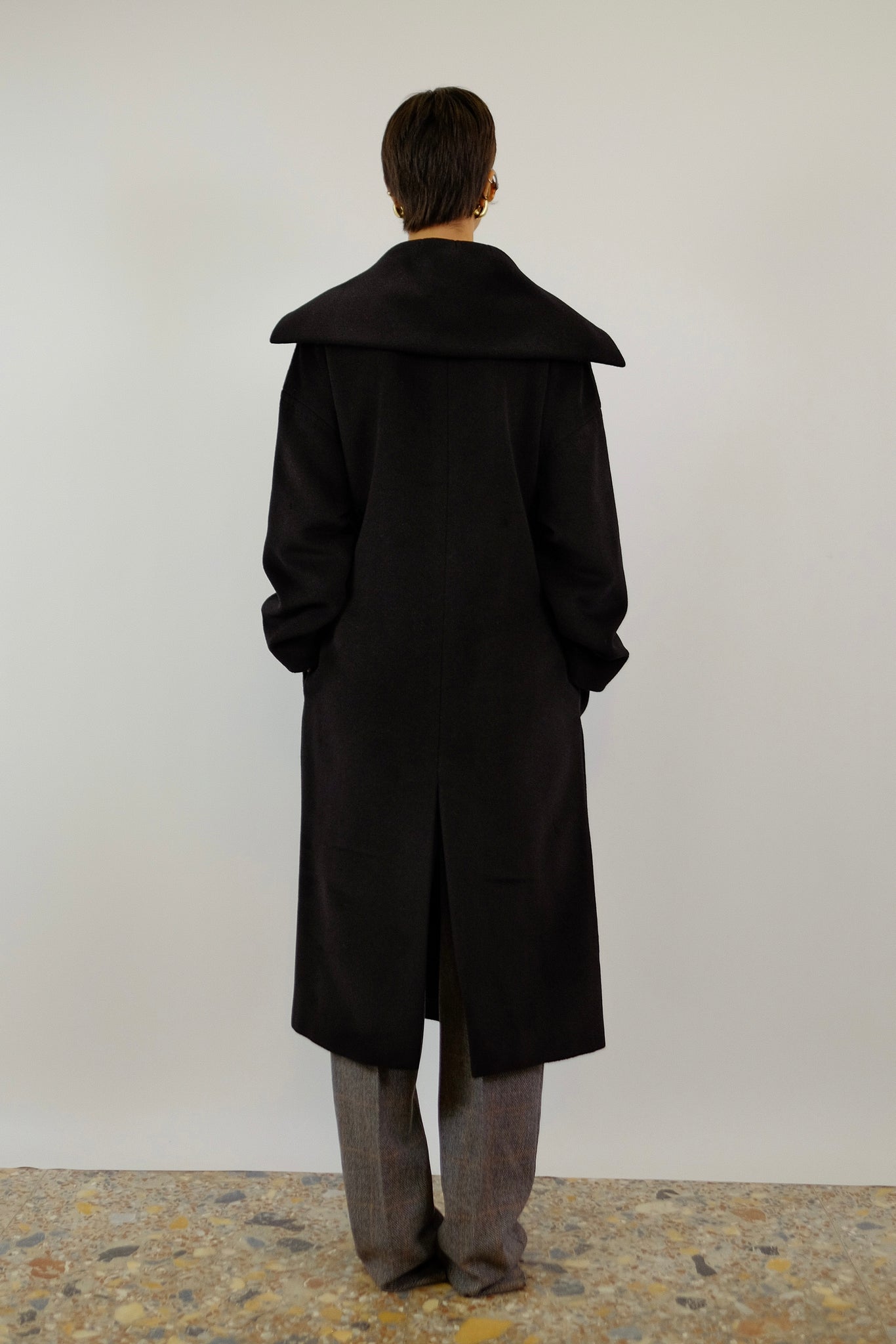 MAXMARA VIRGIN WOOL & CASHMERE COAT IN BLACK
