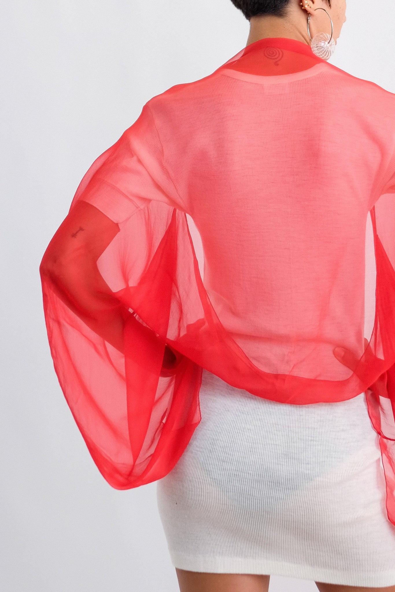 BILLOW SHRUG IN RED SILK CHIFFON