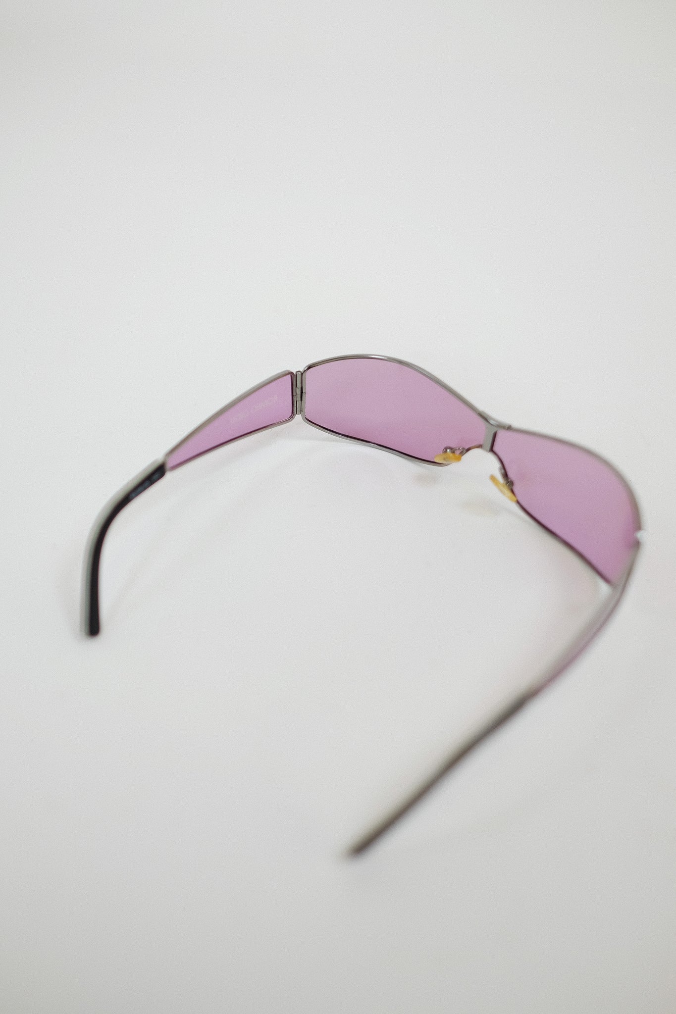 ROMEO GIGLI WRAP SHADES IN ROSE QUARTZ