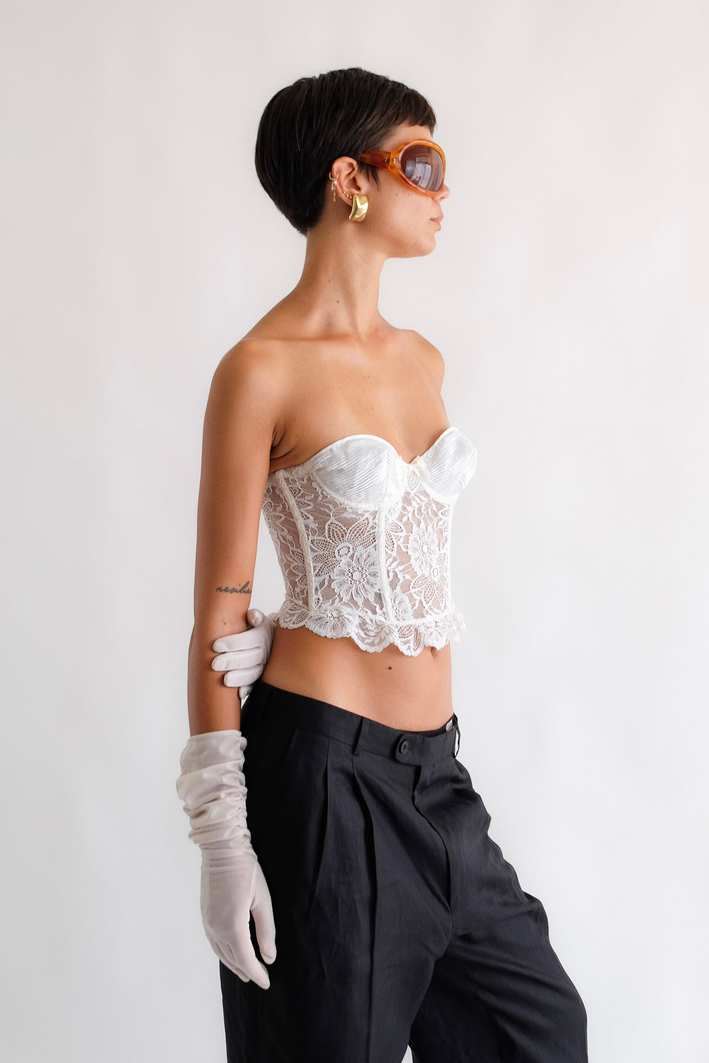 LA PERLA LACE CORSET IN WHITE