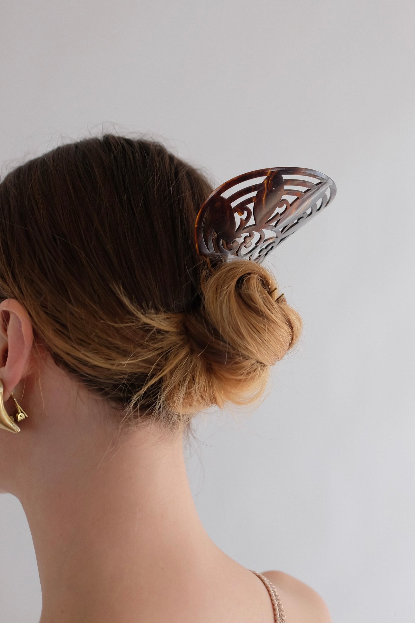 HAND-CUT VINTAGE HAIR COMB
