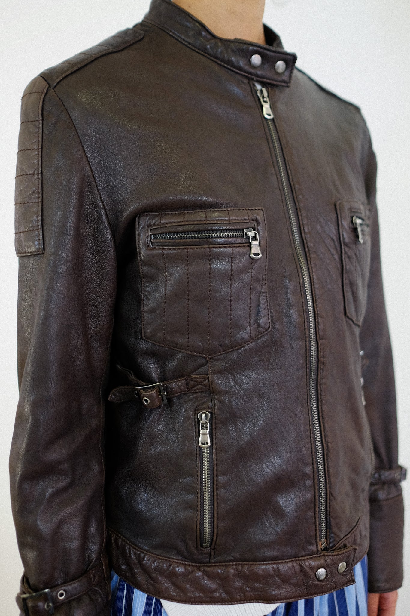 CONBIPEL BUTTER SOFT LEATHER BOMBER JACKET IN CHOCOLATE BROWN
