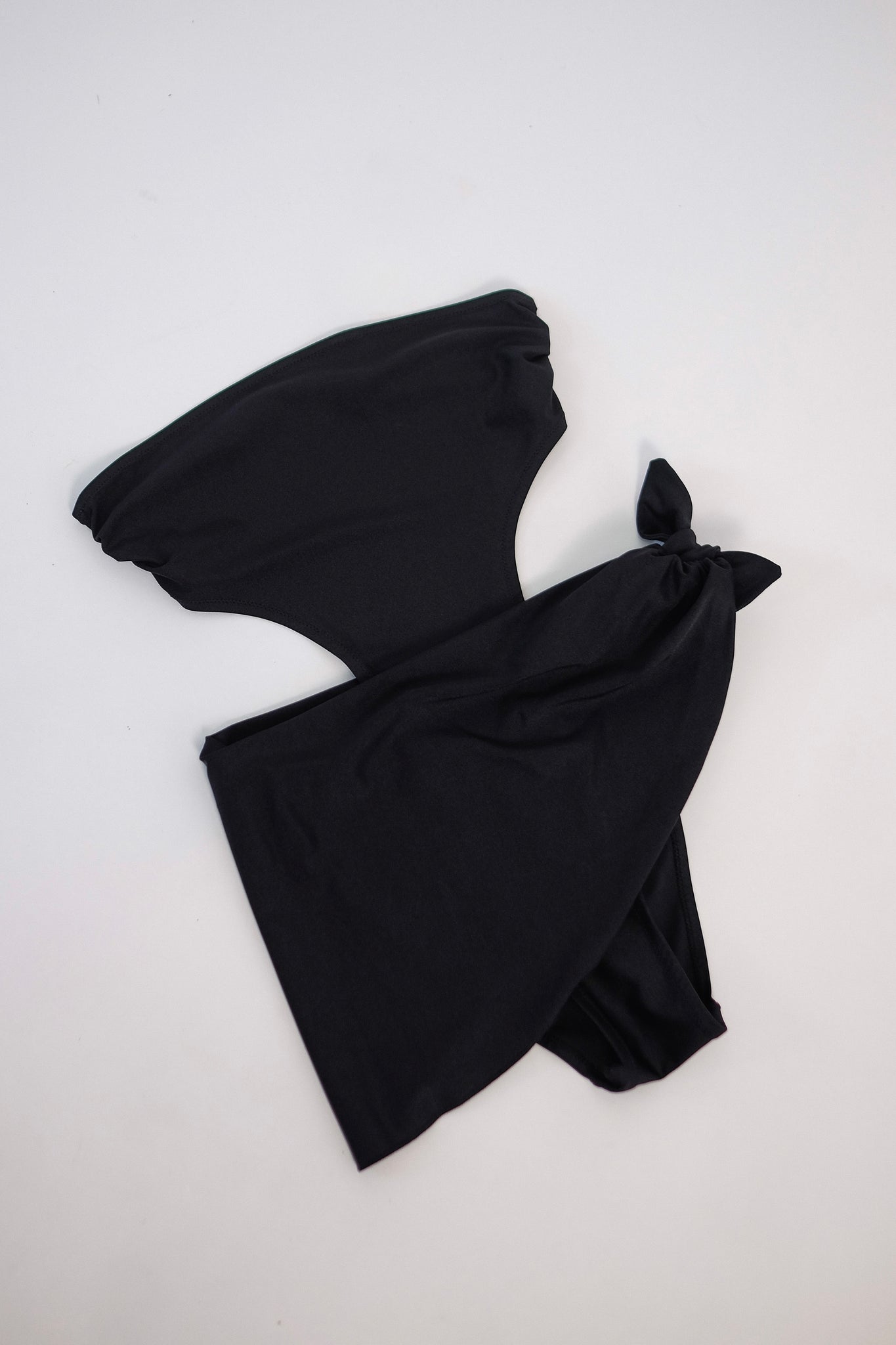 MIGUEL CRUZ SAMPLE SKIRT SWIMSUIT IN BLACK C.1980