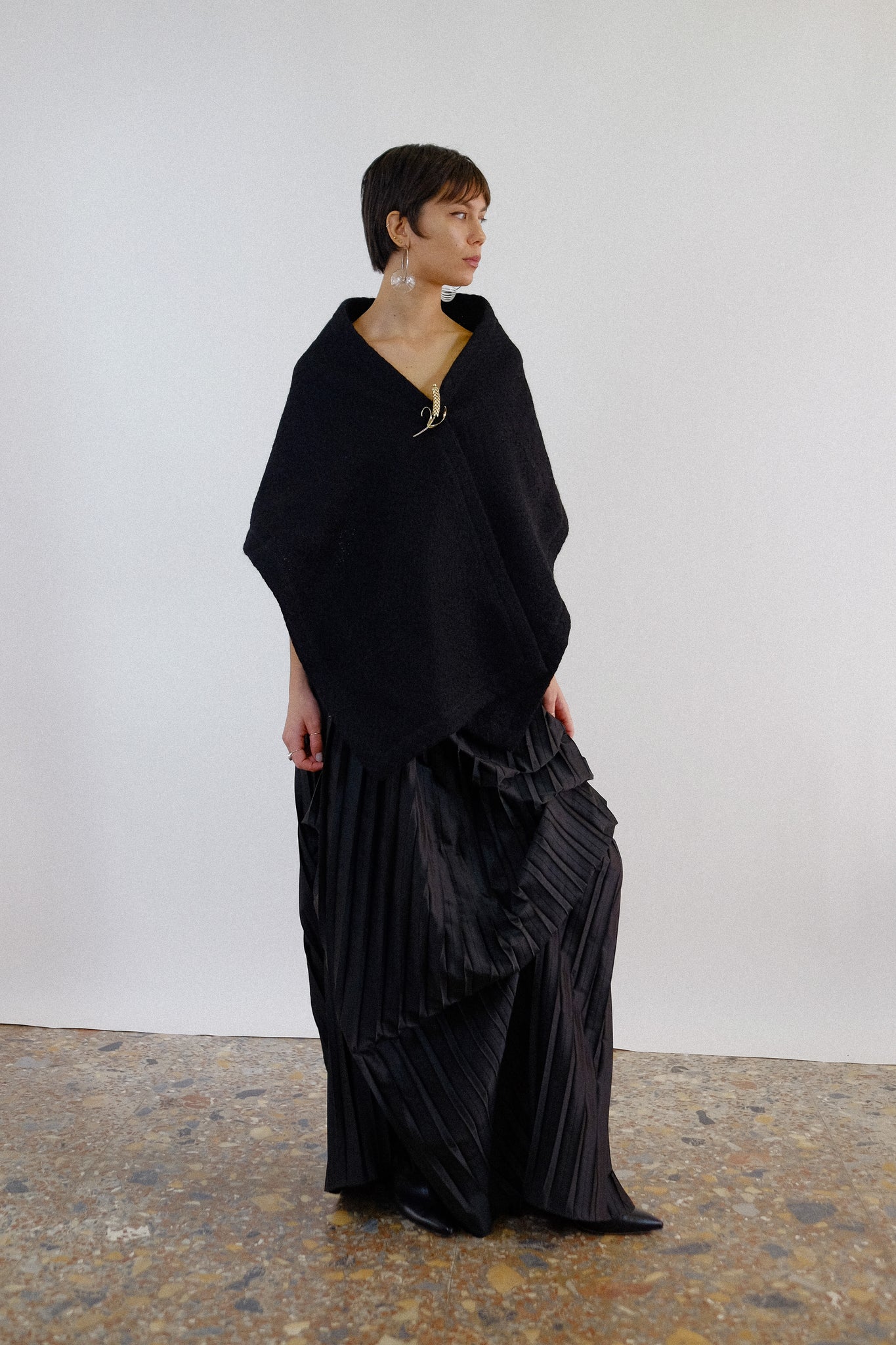 DOLCE AND GABBANA MAXI STOLE/SCARF IN BLACK