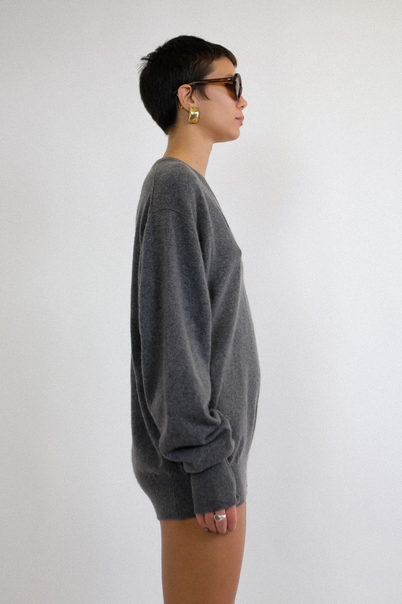SCOTTISH PURE CASHMERE SWEATER IN GREY