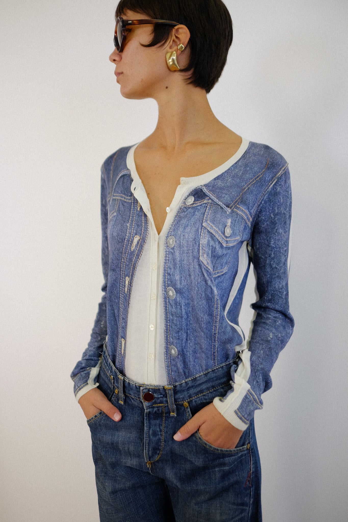 D&G TROMPE L'OEIL CARDIGAN IN CREAM WITH PHOTO REALISTIC DENIM PRINT