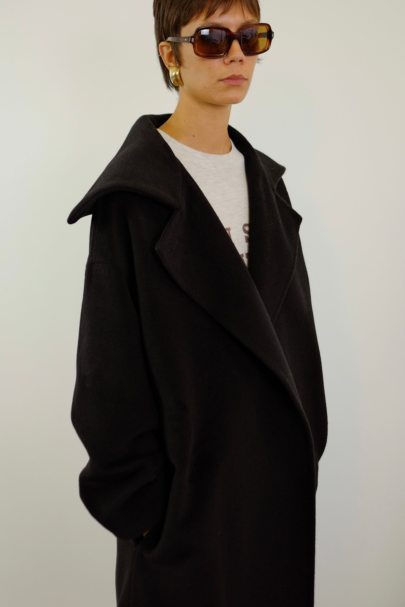 MAXMARA VIRGIN WOOL & CASHMERE COAT IN BLACK