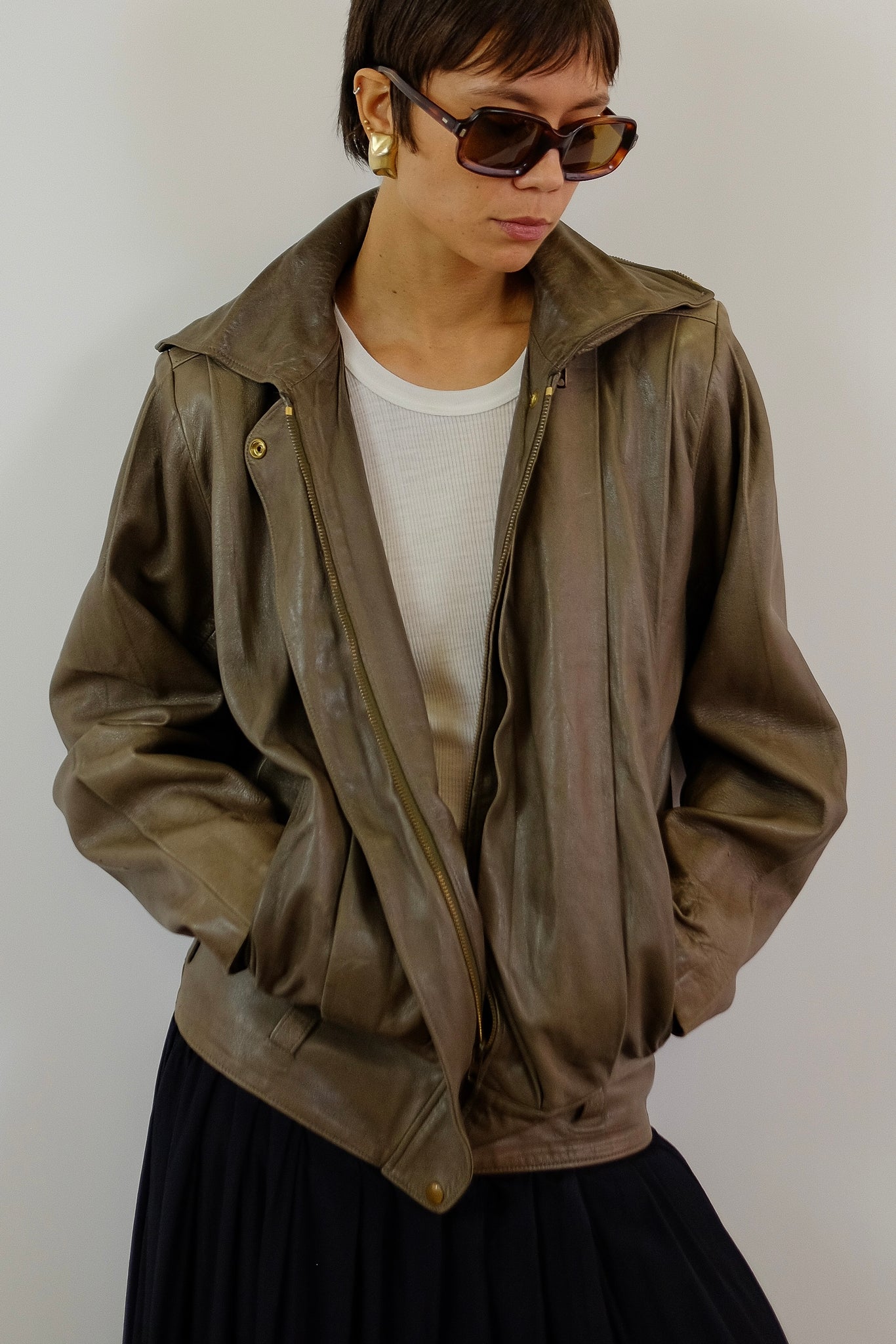 MICHEL LIPSIC LEATHER JACKET IN OLIVE GREEN