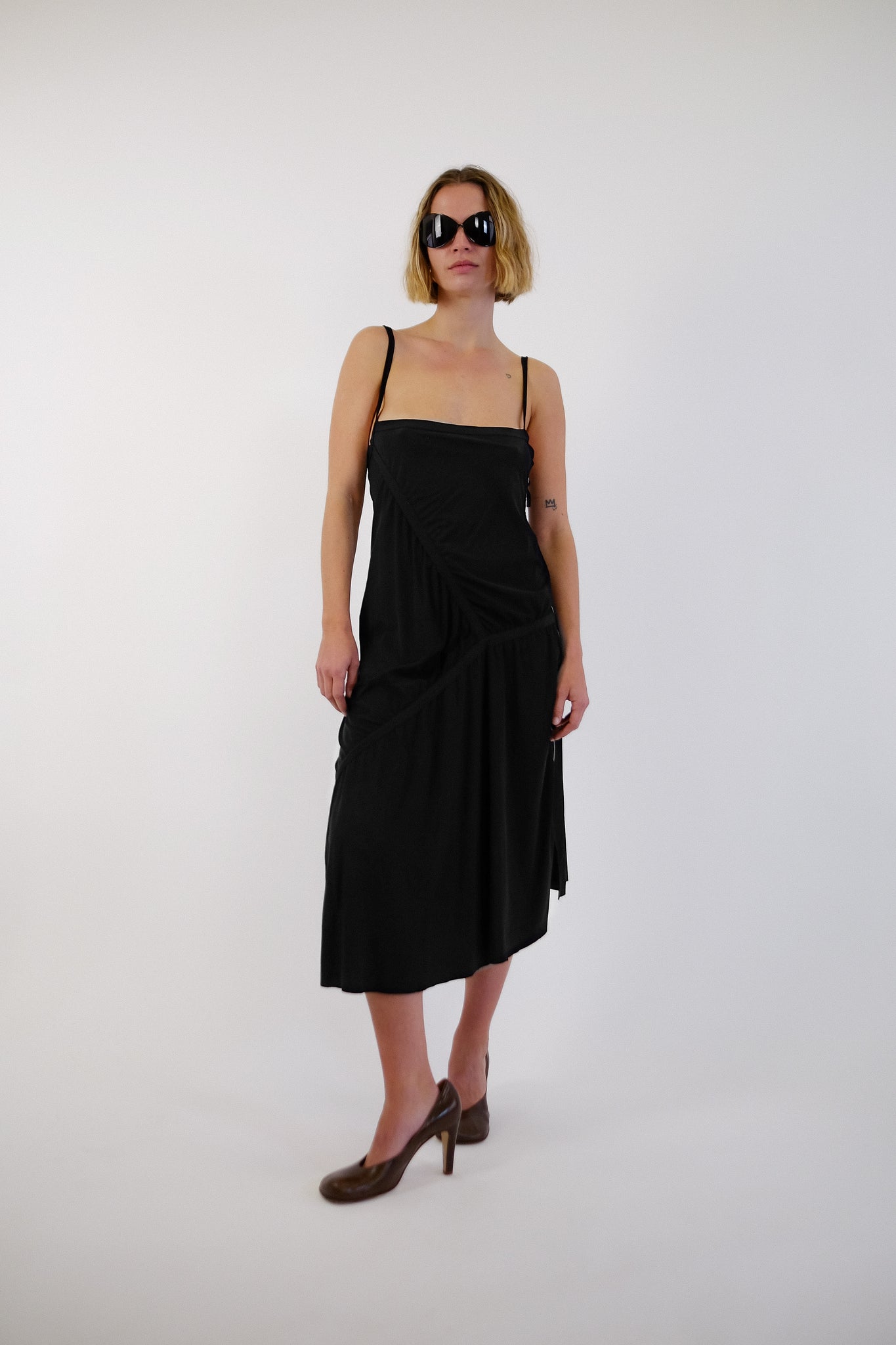 MARITHÉ FRANÇOIS GIRBAUD LOW CUT GATHERED ZIP DRESS